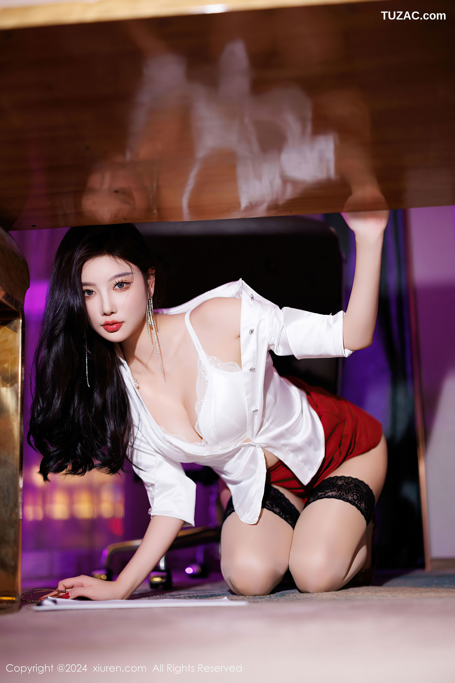 XiuRen秀人网-9565-杨晨晨Yome-白衬衫红色短裙OL美臀-2024.12.06