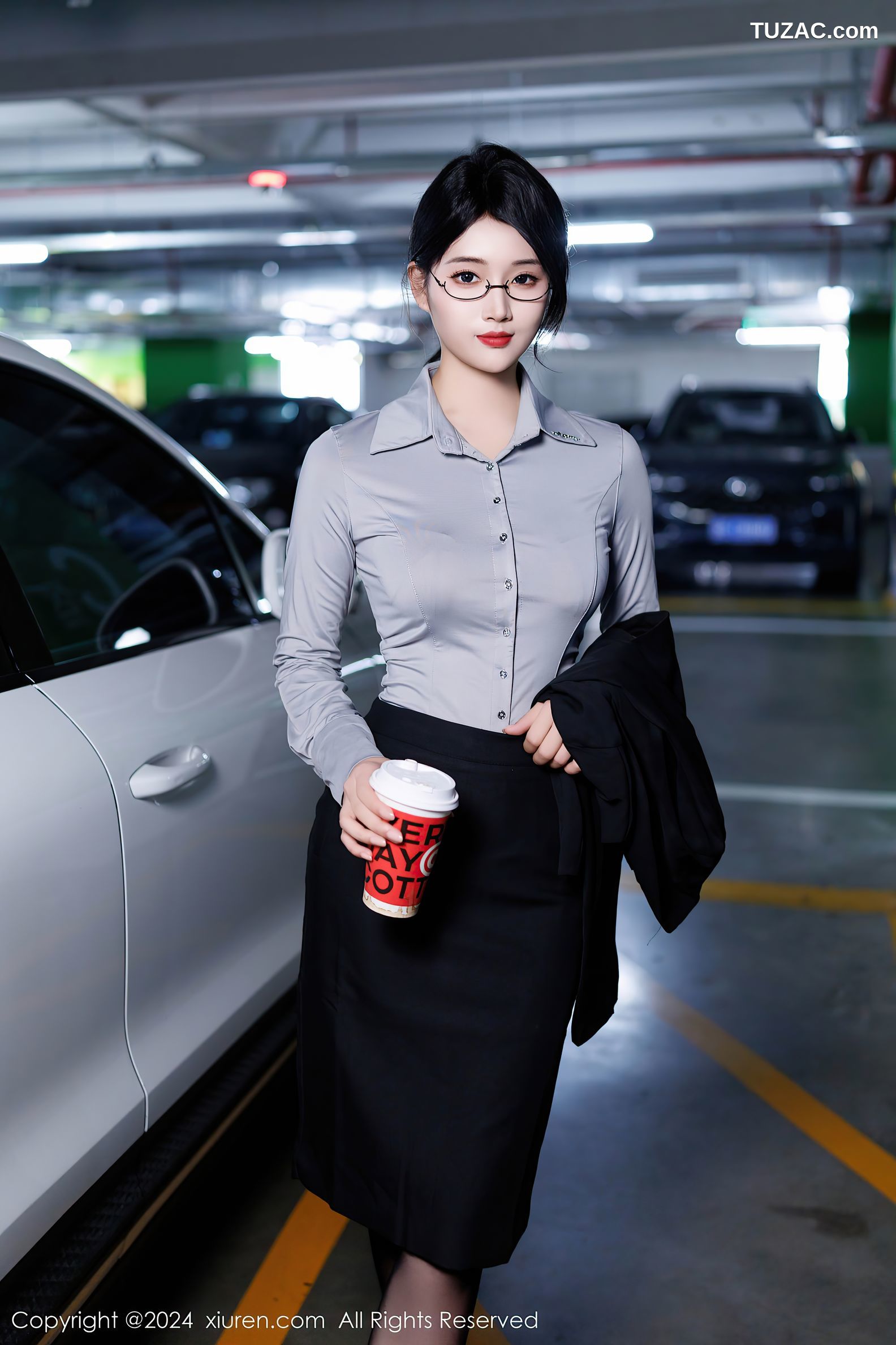 XiuRen秀人网-9567-南乔-OL灰衬衫黑色短裙黑色内衣黑丝-2024.12.09