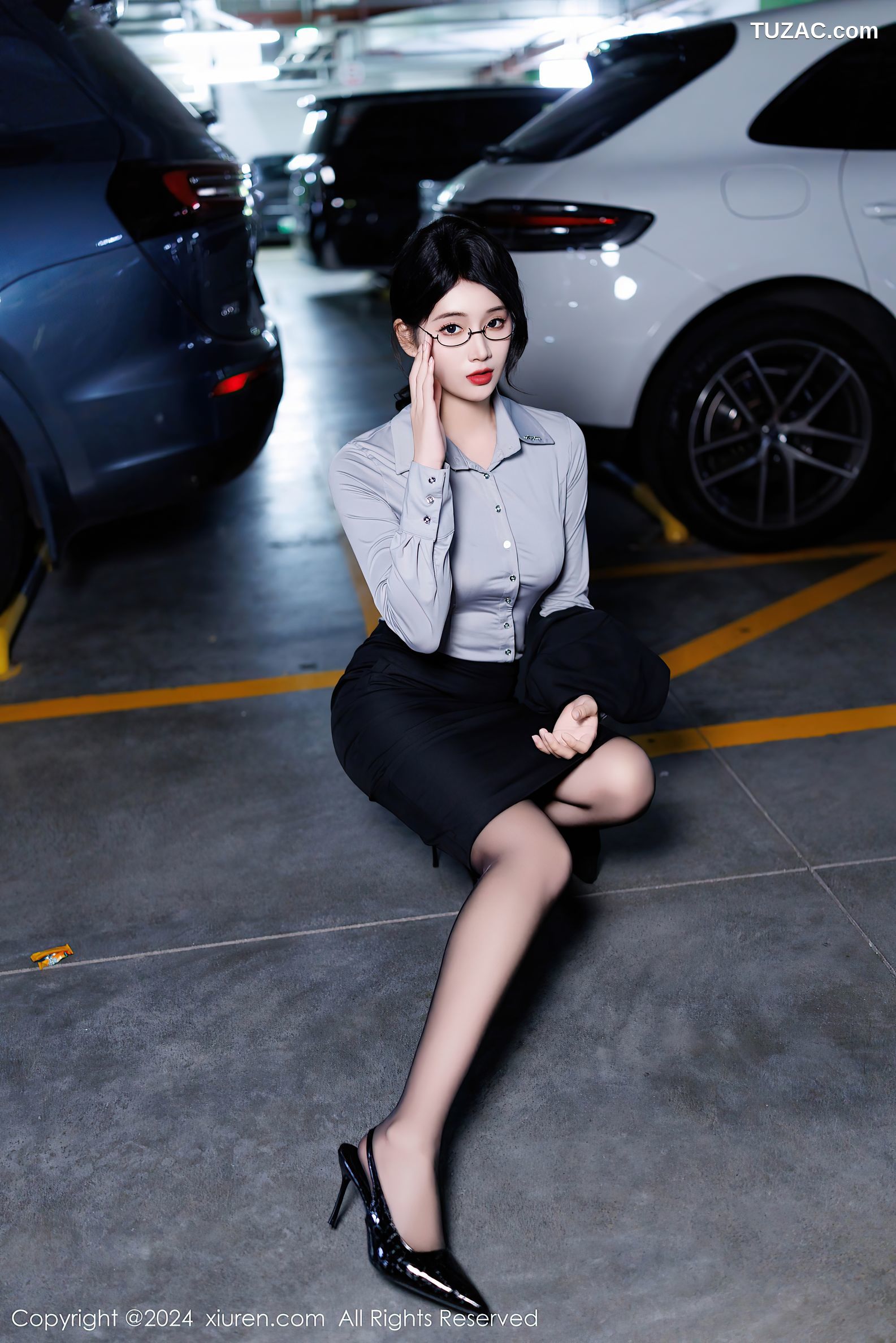 XiuRen秀人网-9567-南乔-OL灰衬衫黑色短裙黑色内衣黑丝-2024.12.09