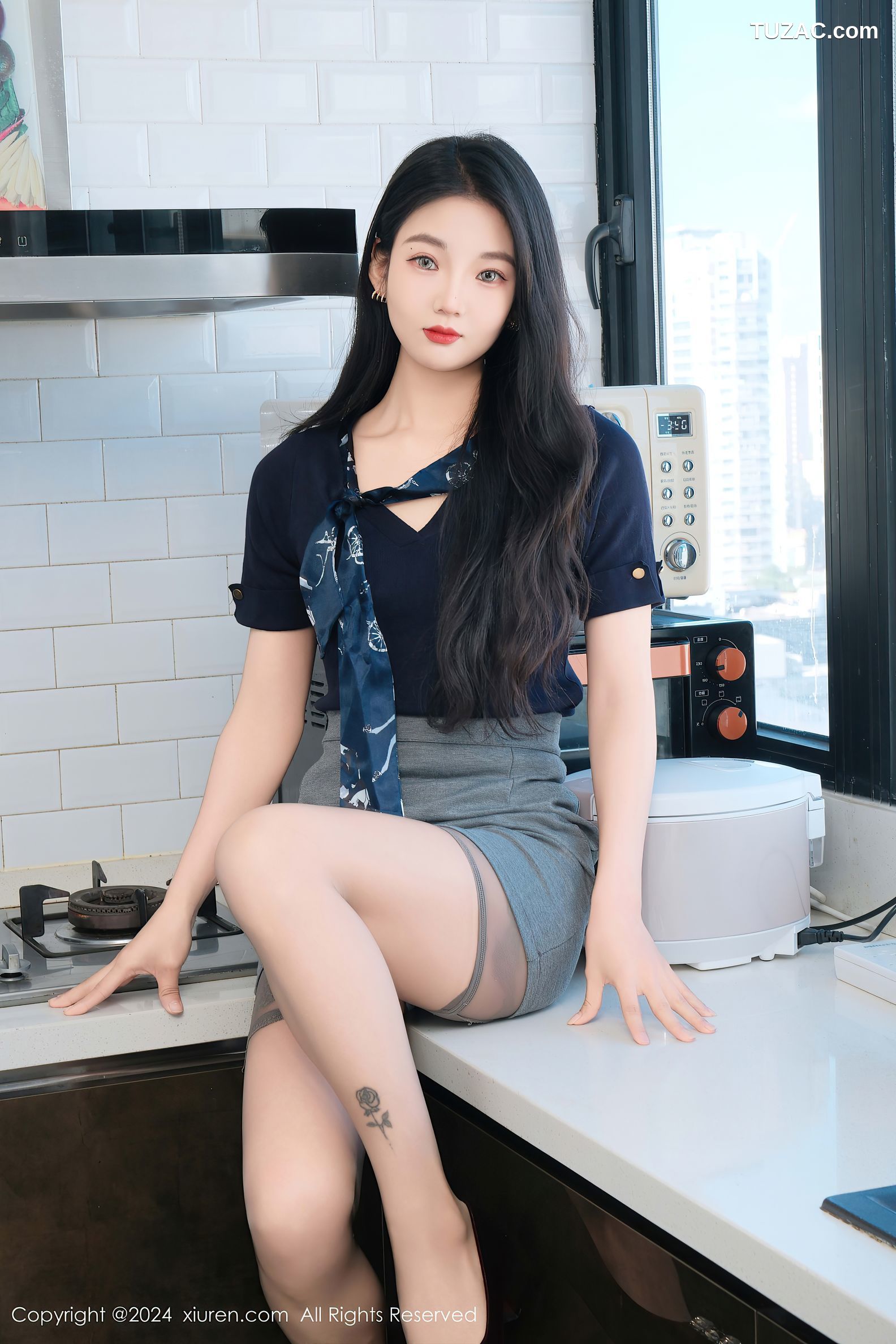 XiuRen秀人网-9580-希恬儿-深蓝T灰短裙三套内衣-2024.12.11