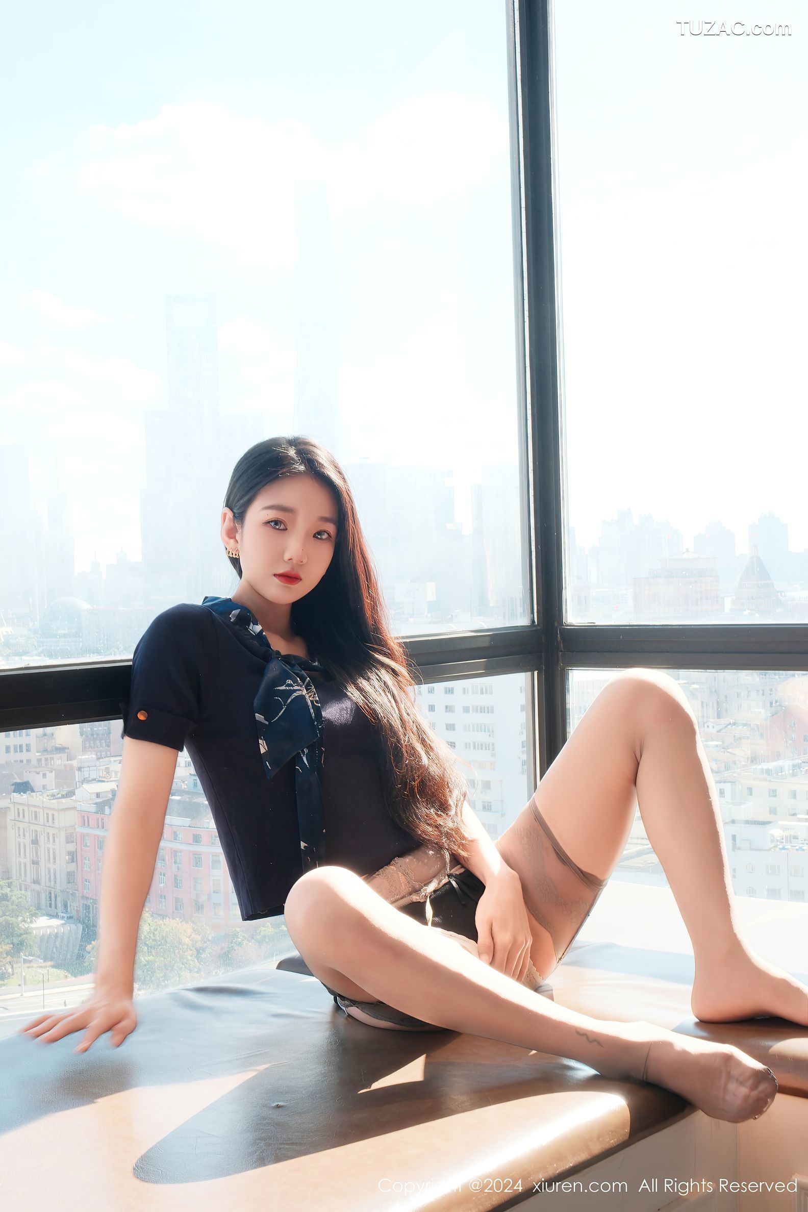 XiuRen秀人网-9580-希恬儿-深蓝T灰短裙三套内衣-2024.12.11