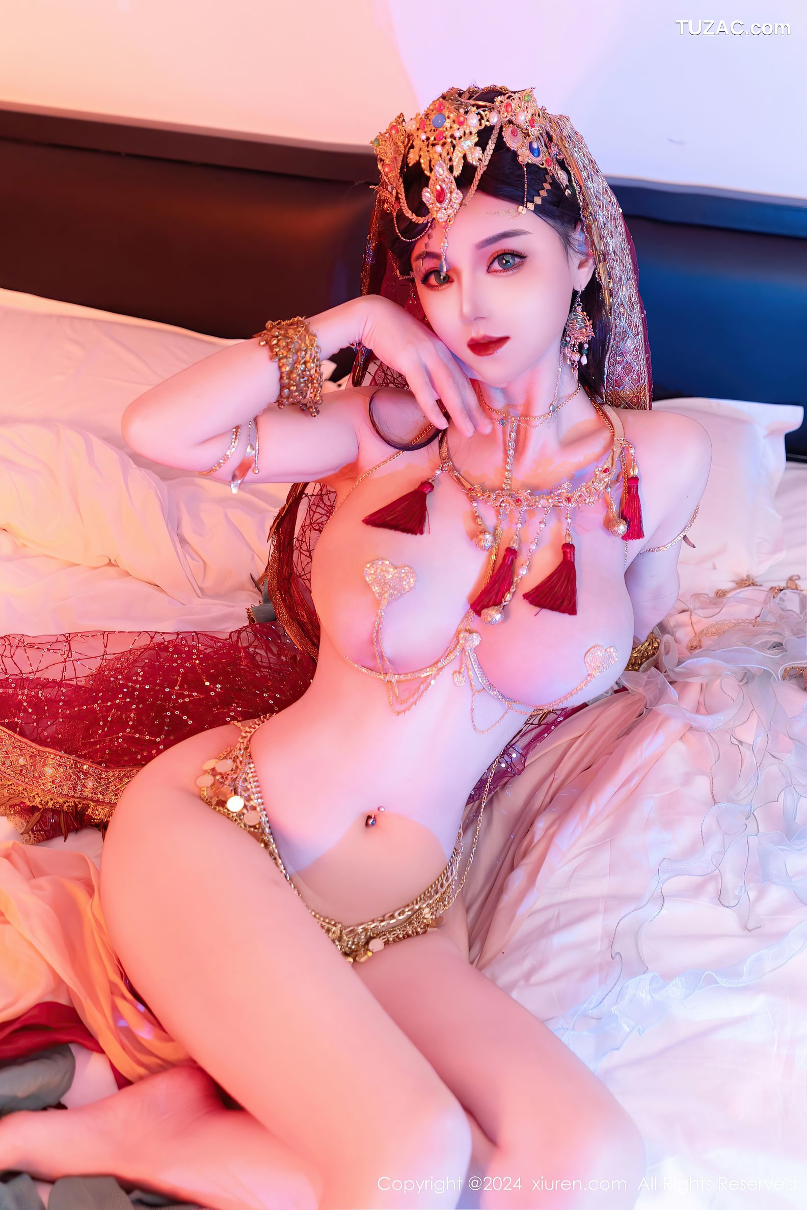 XiuRen秀人网-9585-不吃冰淇淋-新人异域风情芭比娃娃金链内衣爆乳-2024.12.12