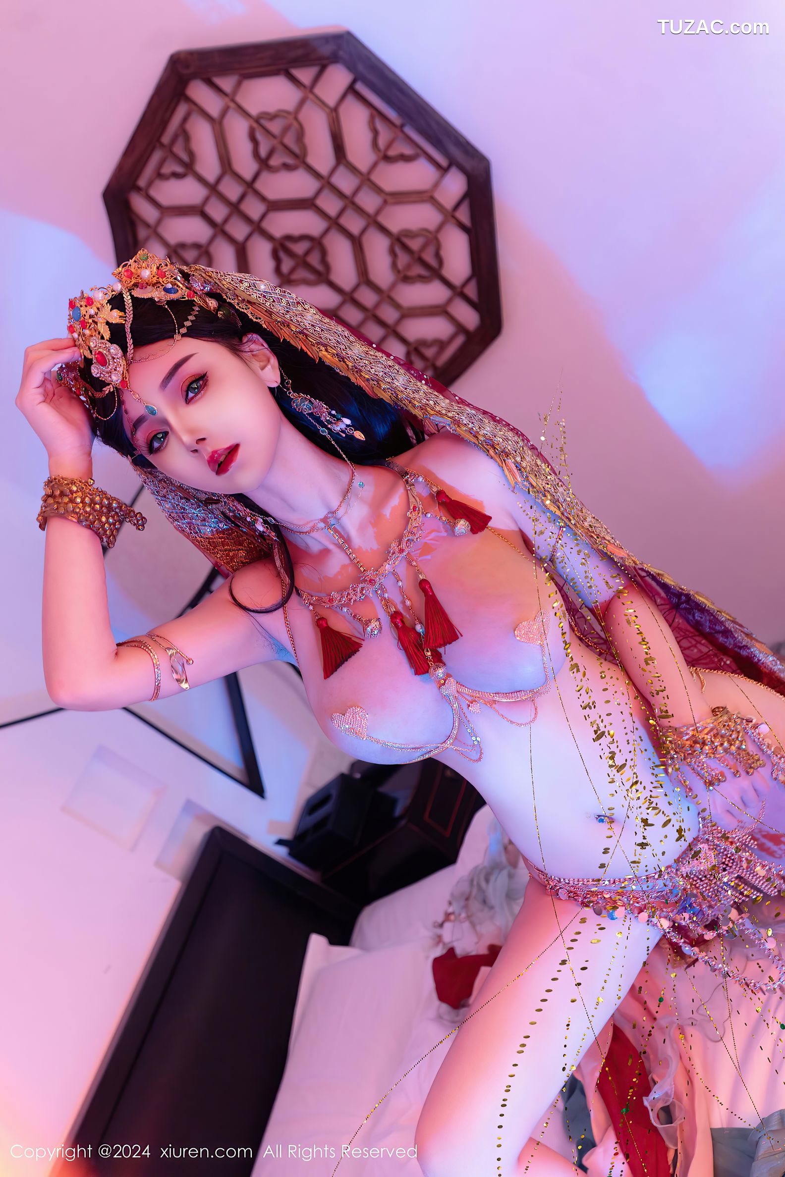 XiuRen秀人网-9585-不吃冰淇淋-新人异域风情芭比娃娃金链内衣爆乳-2024.12.12