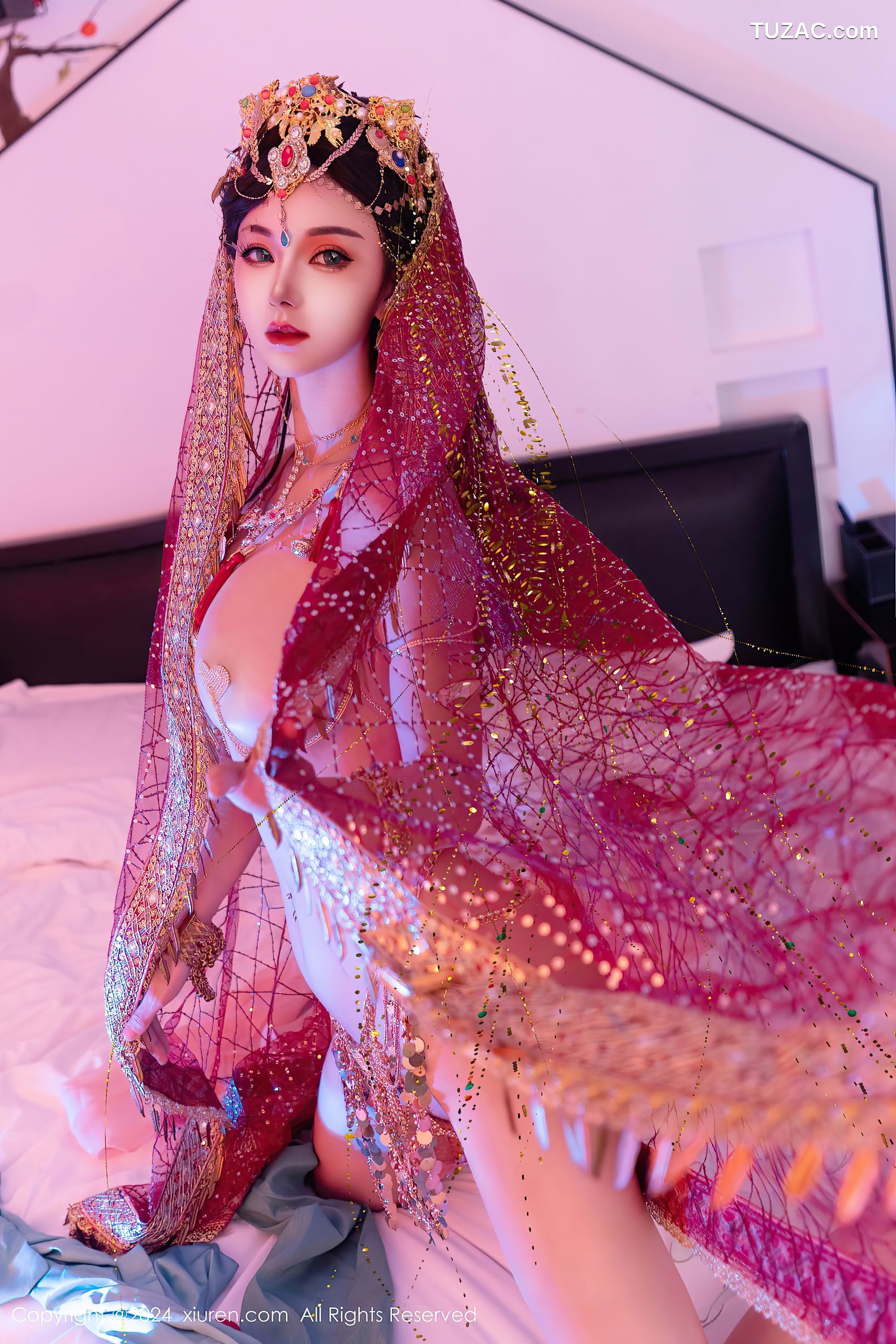 XiuRen秀人网-9585-不吃冰淇淋-新人异域风情芭比娃娃金链内衣爆乳-2024.12.12