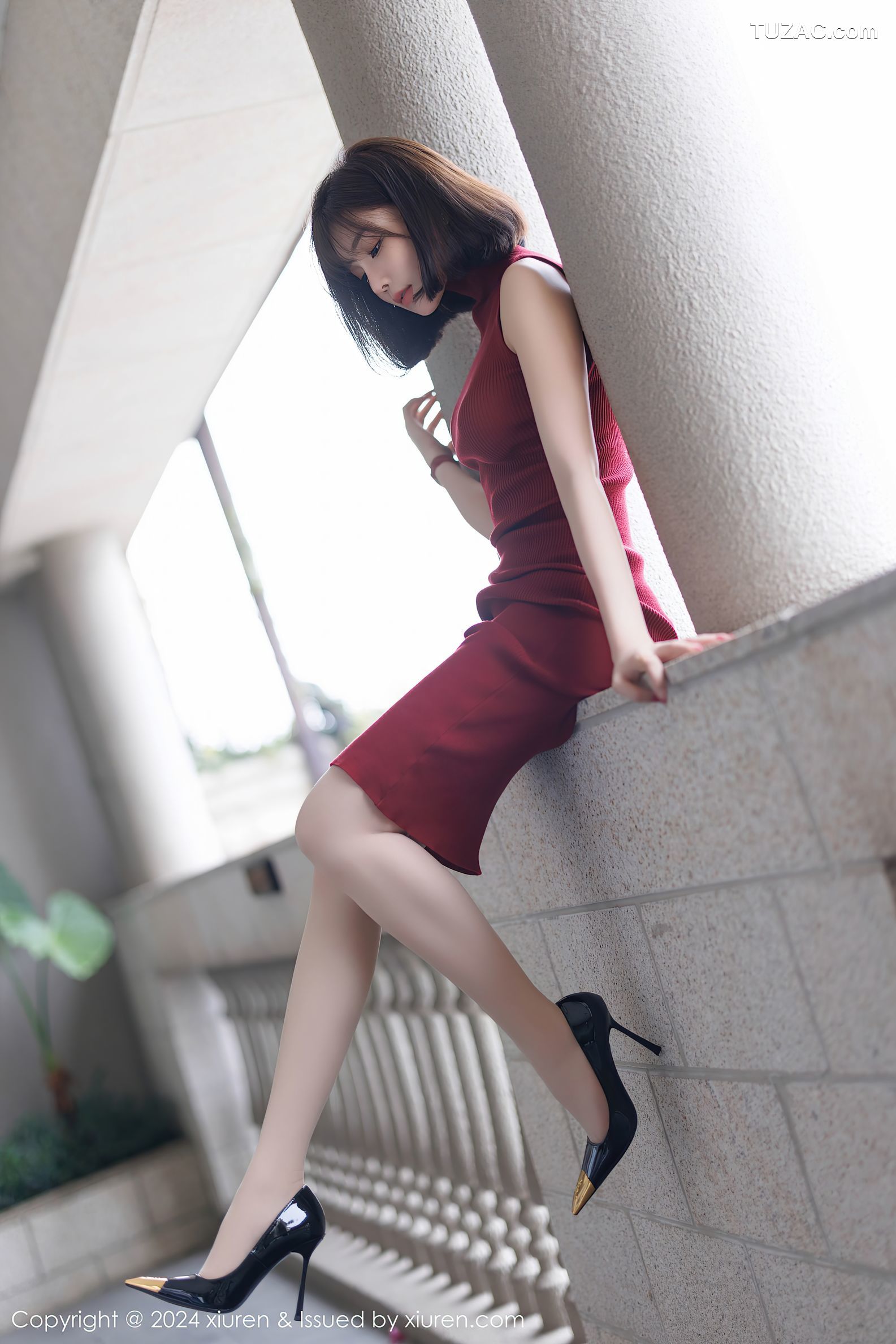 XiuRen秀人网-9589-徐莉芝Booty-红色针织连身裙淡紫内衣-2024.12.12