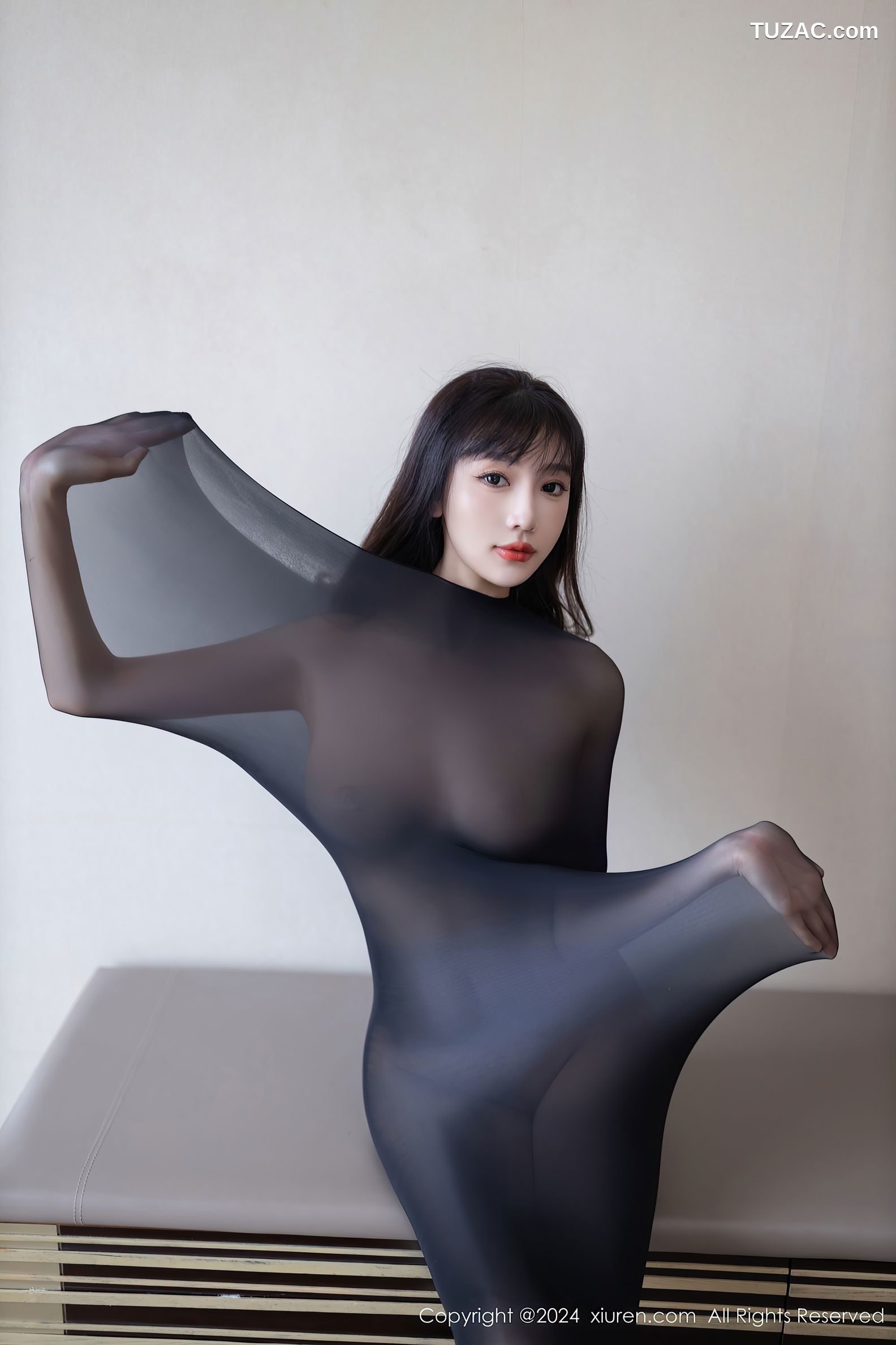 XiuRen秀人网-9590-陆萱萱-透视连体黑丝玉体若隐若现-2024.12.12