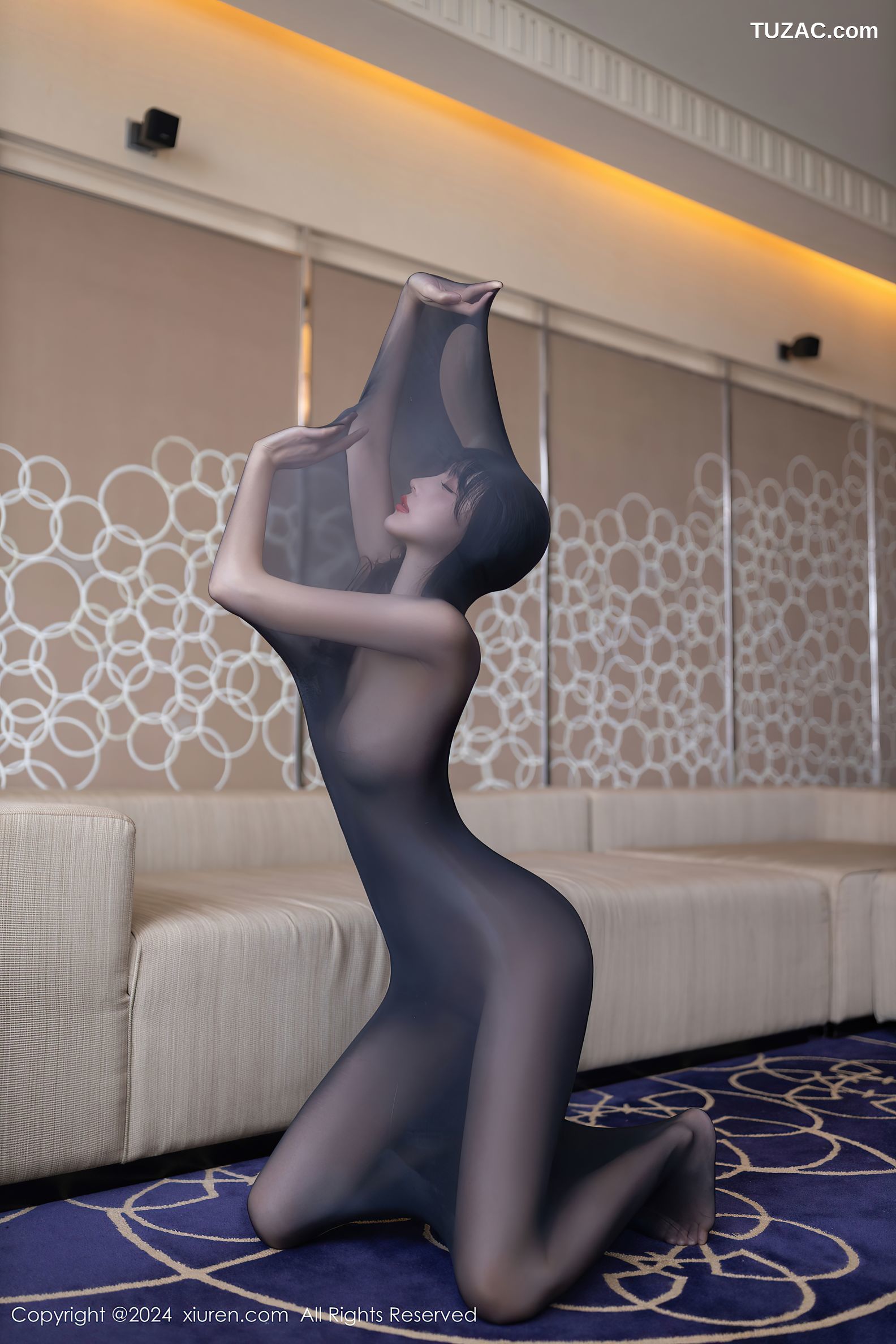 XiuRen秀人网-9590-陆萱萱-透视连体黑丝玉体若隐若现-2024.12.12