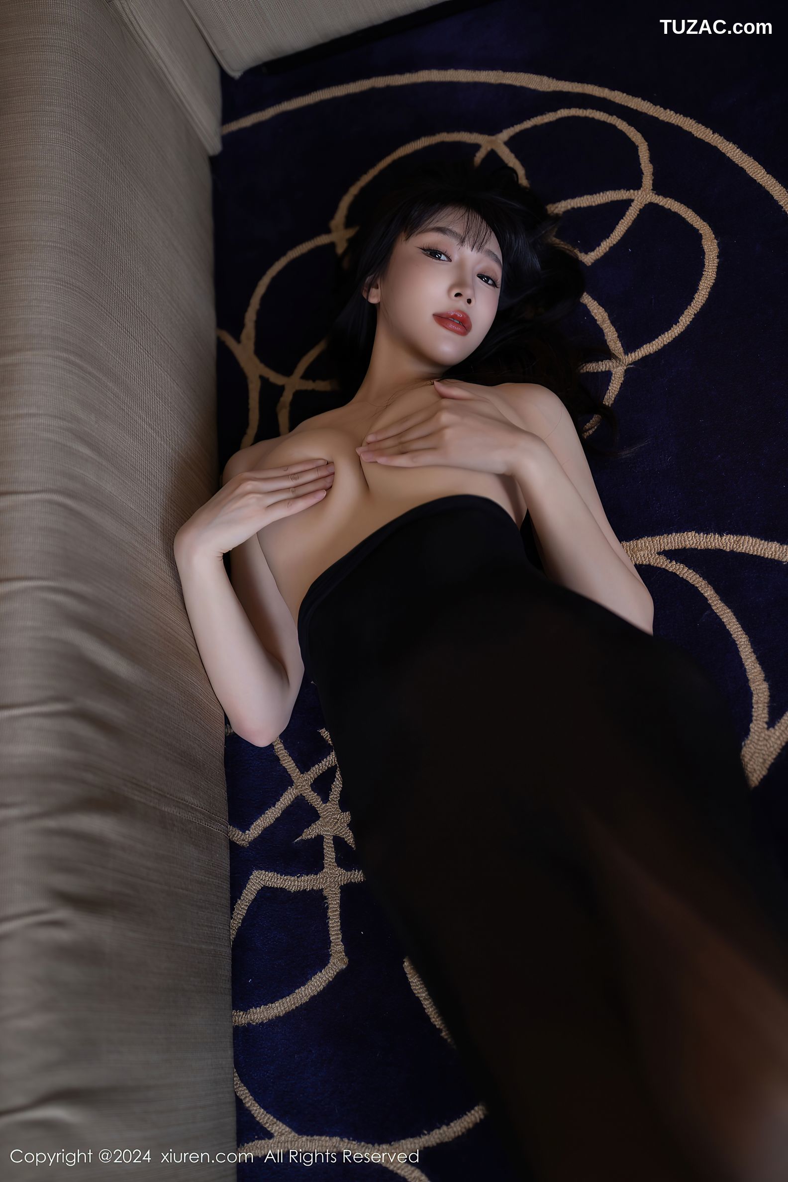 XiuRen秀人网-9590-陆萱萱-透视连体黑丝玉体若隐若现-2024.12.12