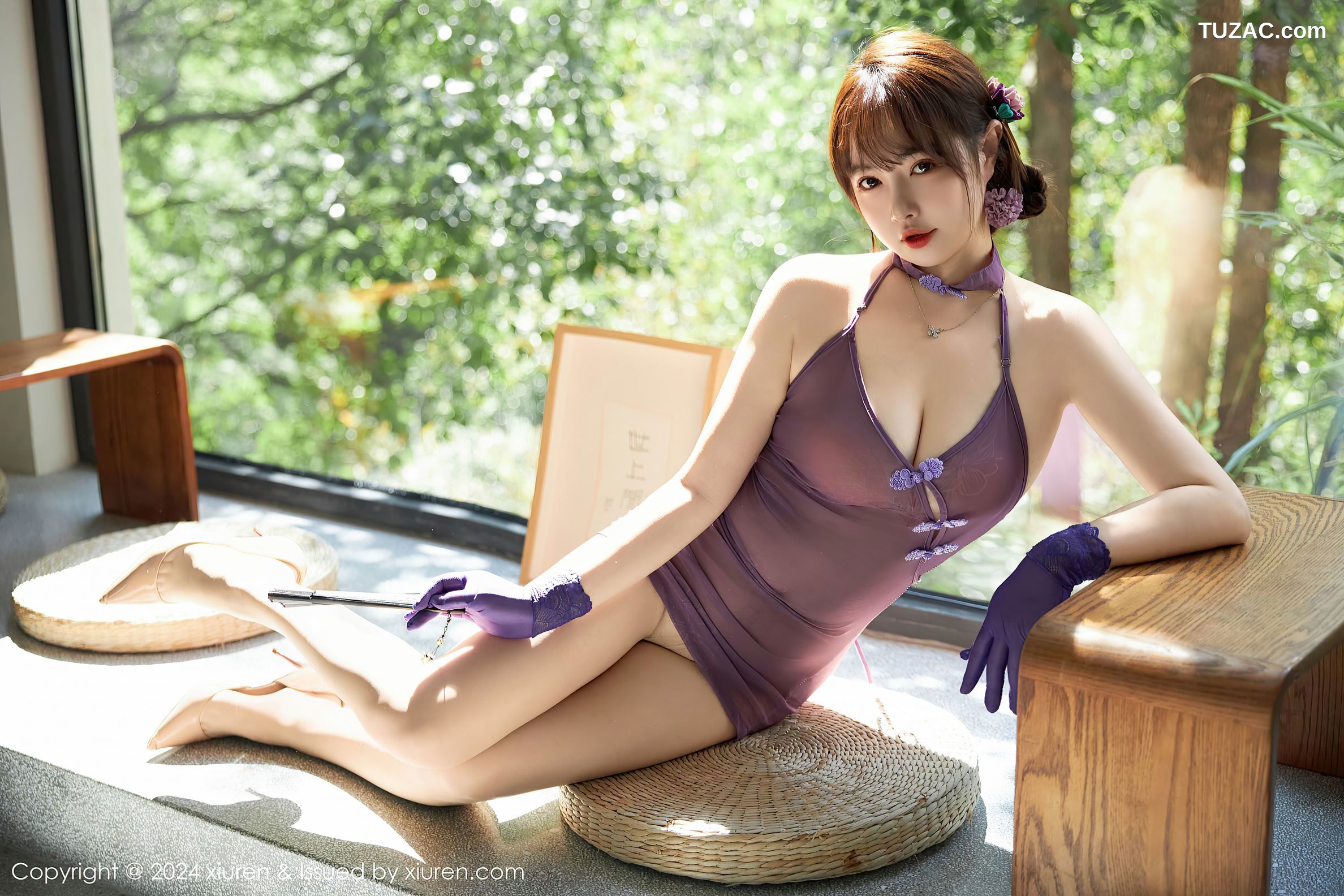 XiuRen秀人网-9592-养乐多Doll-清纯白色斑点吊带裙-紫色轻透吊带裙-2024.12.13