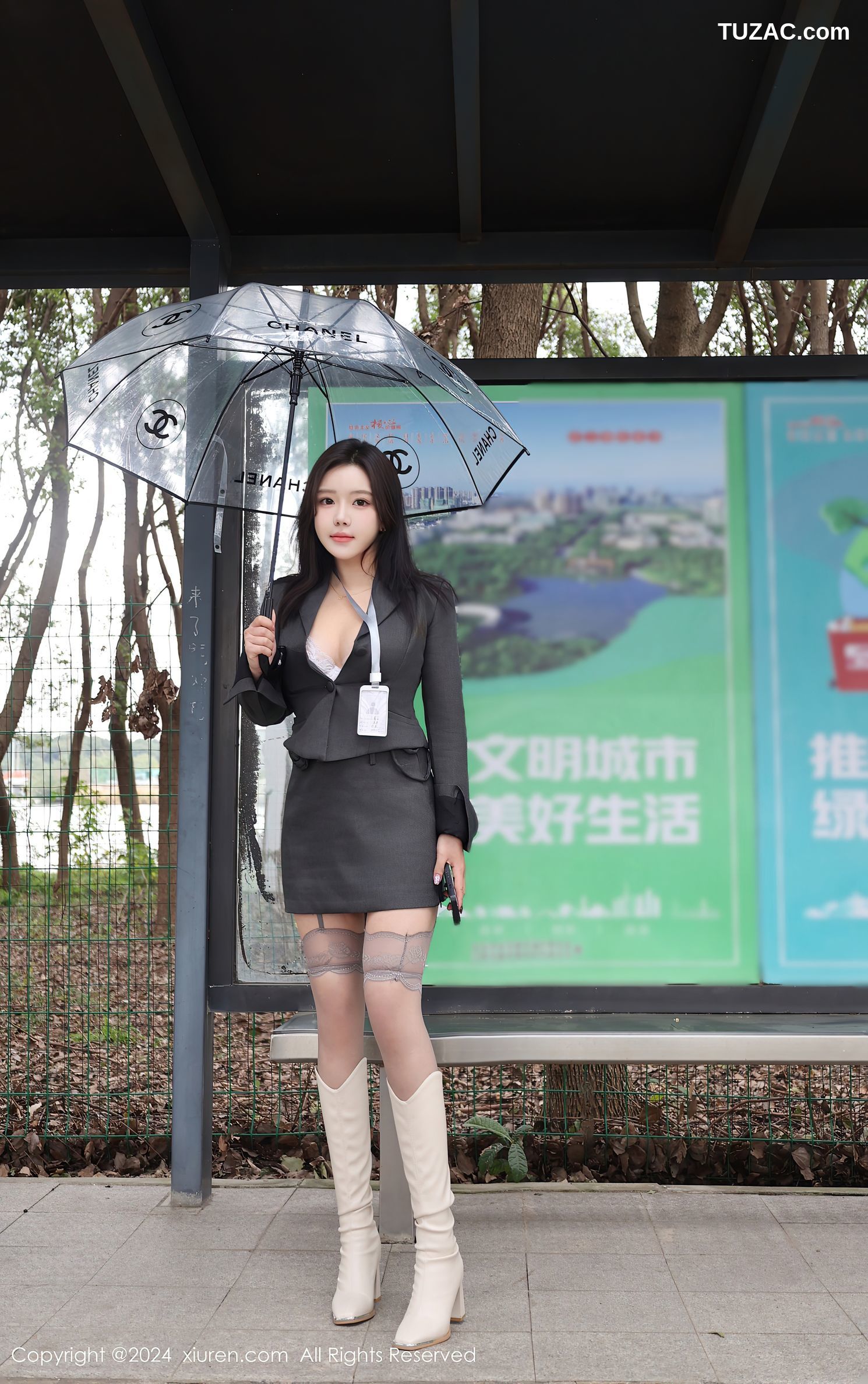 XiuRen秀人网-9595-小薯条nienie-OL灰色裙装灰丝白蕾丝内衣街拍露出-2024.12.13