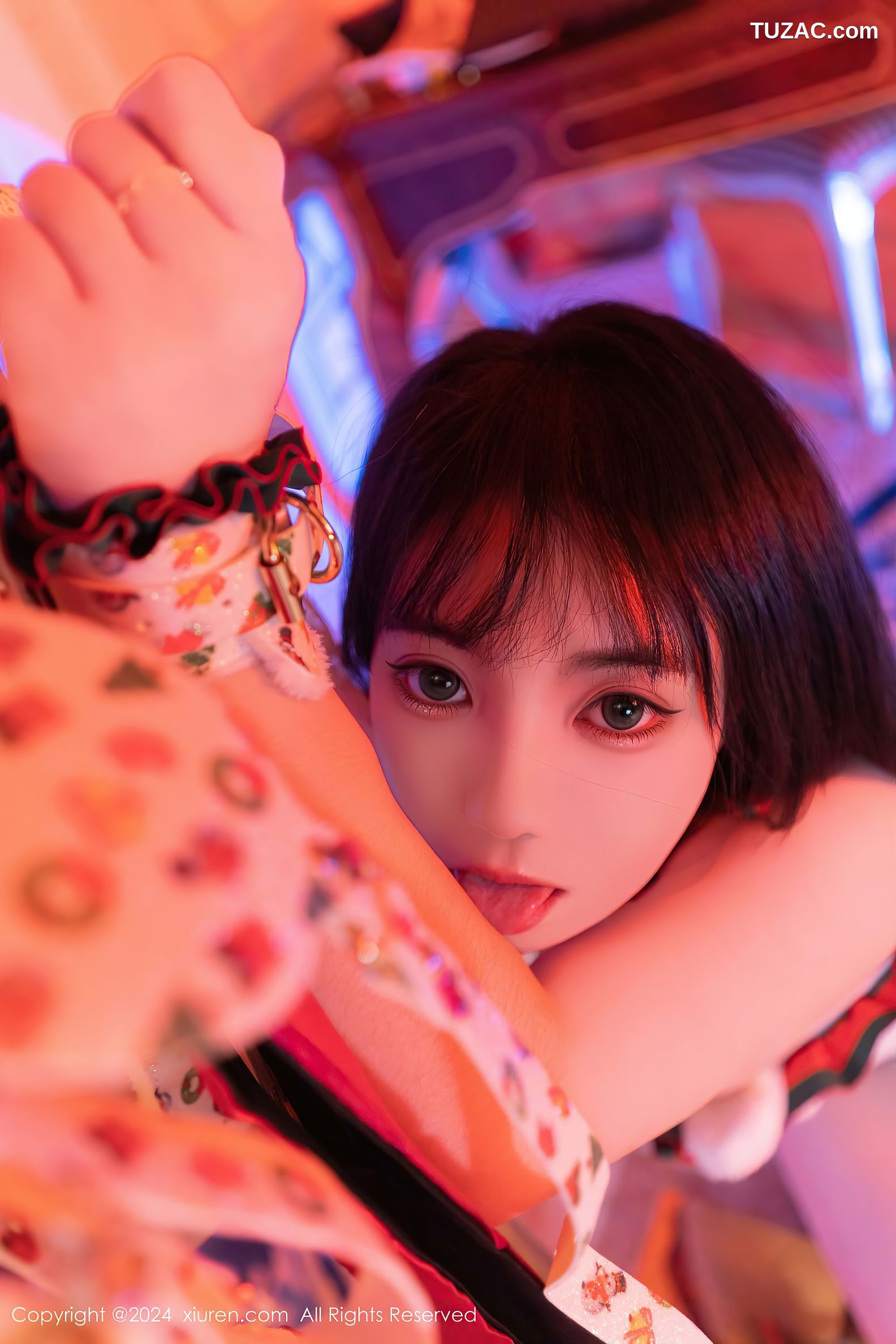 XiuRen秀人网-9638-软情-捆绑萝莉节日-2024.12.23