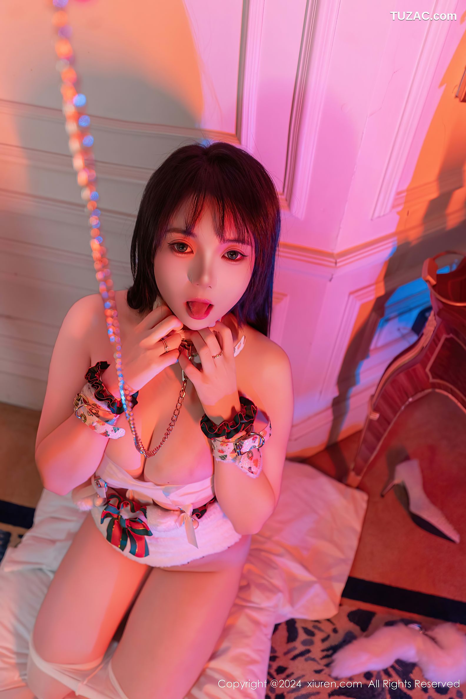 XiuRen秀人网-9638-软情-捆绑萝莉节日-2024.12.23