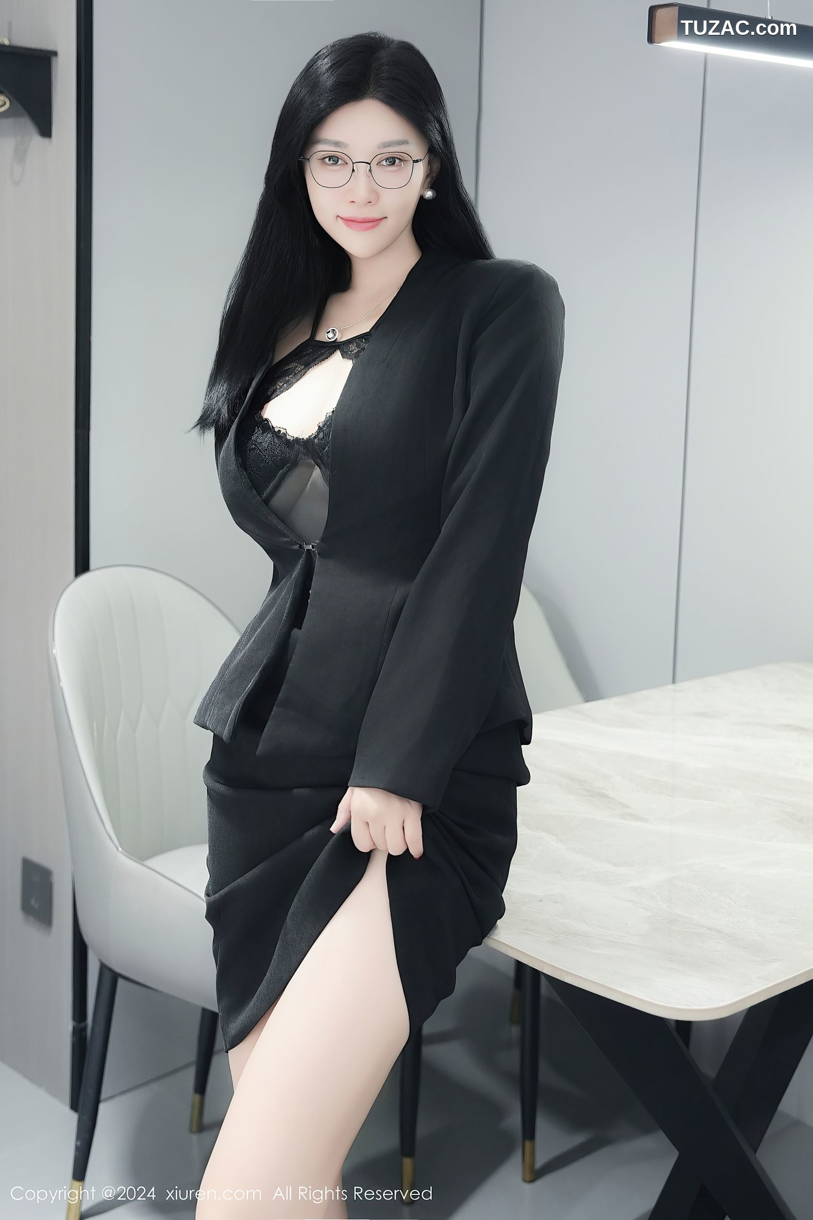 XiuRen秀人网-9639-雅茹老师-OL黑色裙装黑蕾丝内衣-2024.12.23