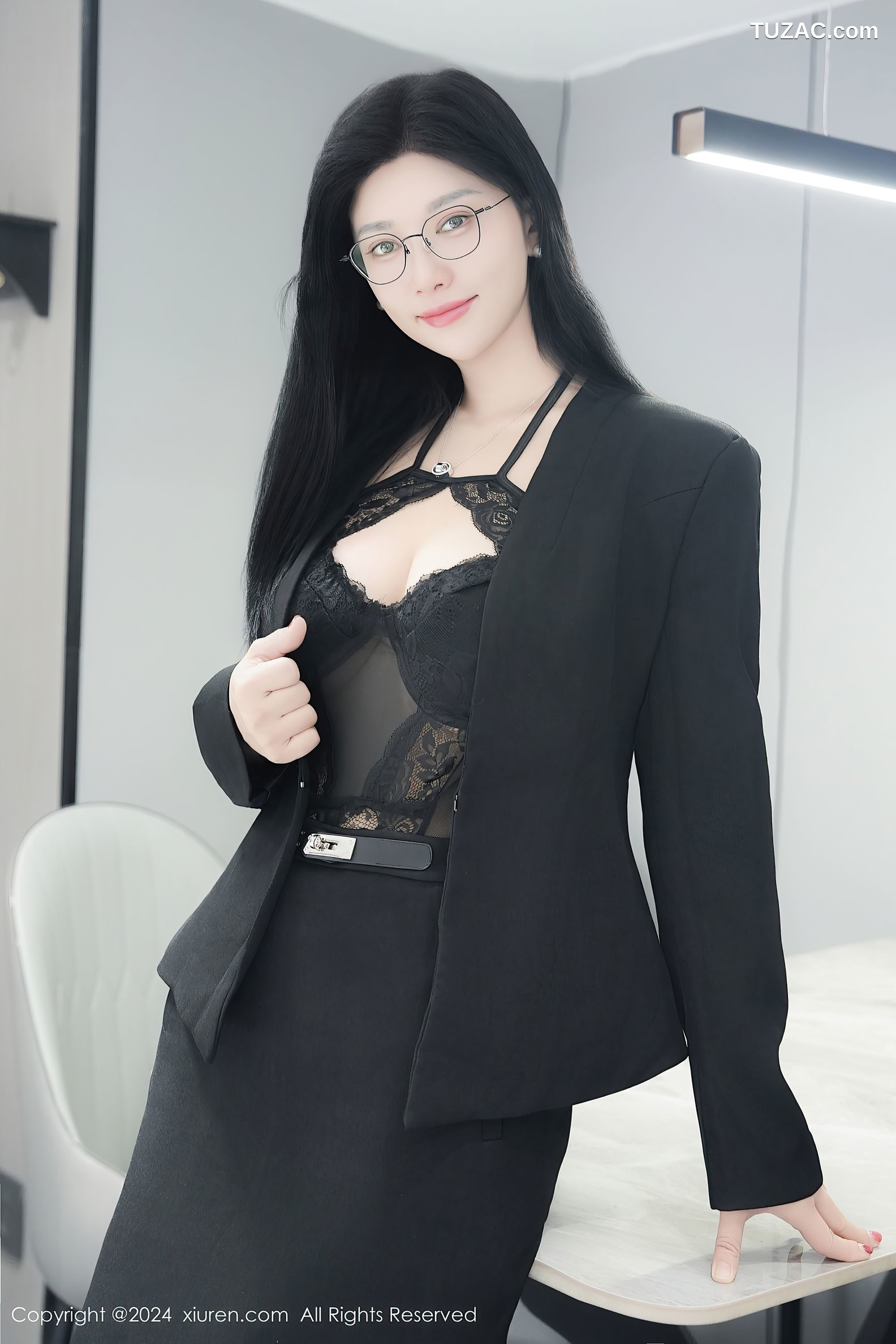 XiuRen秀人网-9639-雅茹老师-OL黑色裙装黑蕾丝内衣-2024.12.23