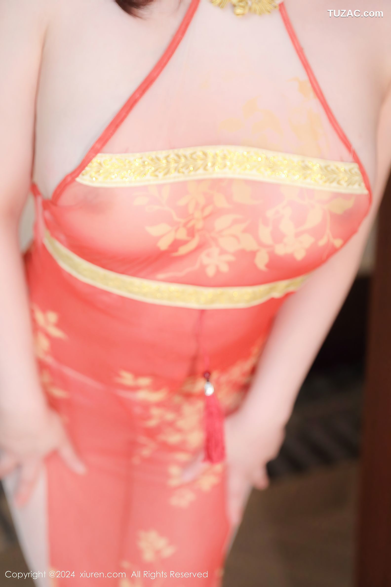 XiuRen秀人网-9640-麻布学妹-红色透视旗袍-2024.12.23