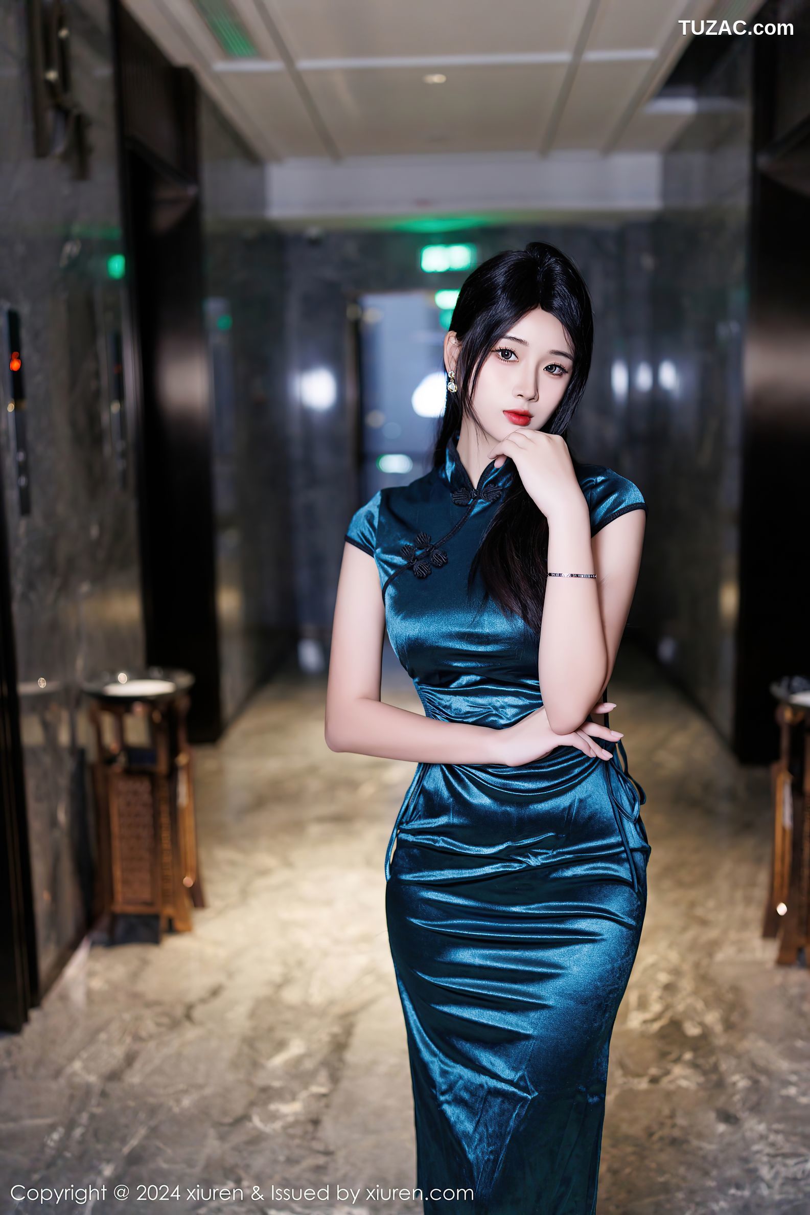 XiuRen秀人网-9653-南乔-钻石蓝民国风旗袍黑蕾丝内衣黑丝-2024.12.25