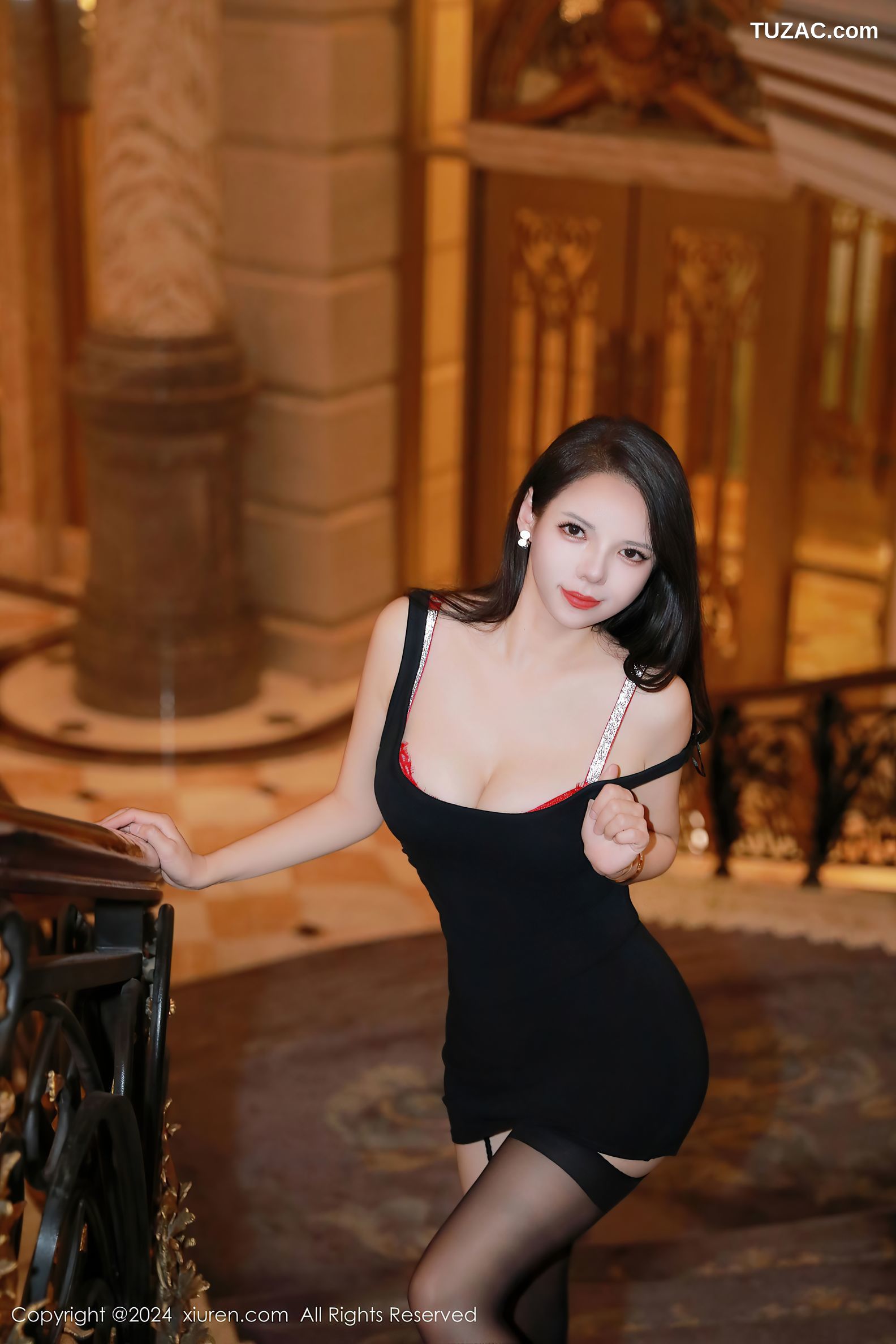 XiuRen秀人网-9655-大美妞儿-黑色连衣短裙红色内衣黑丝爆乳-2024.12.25