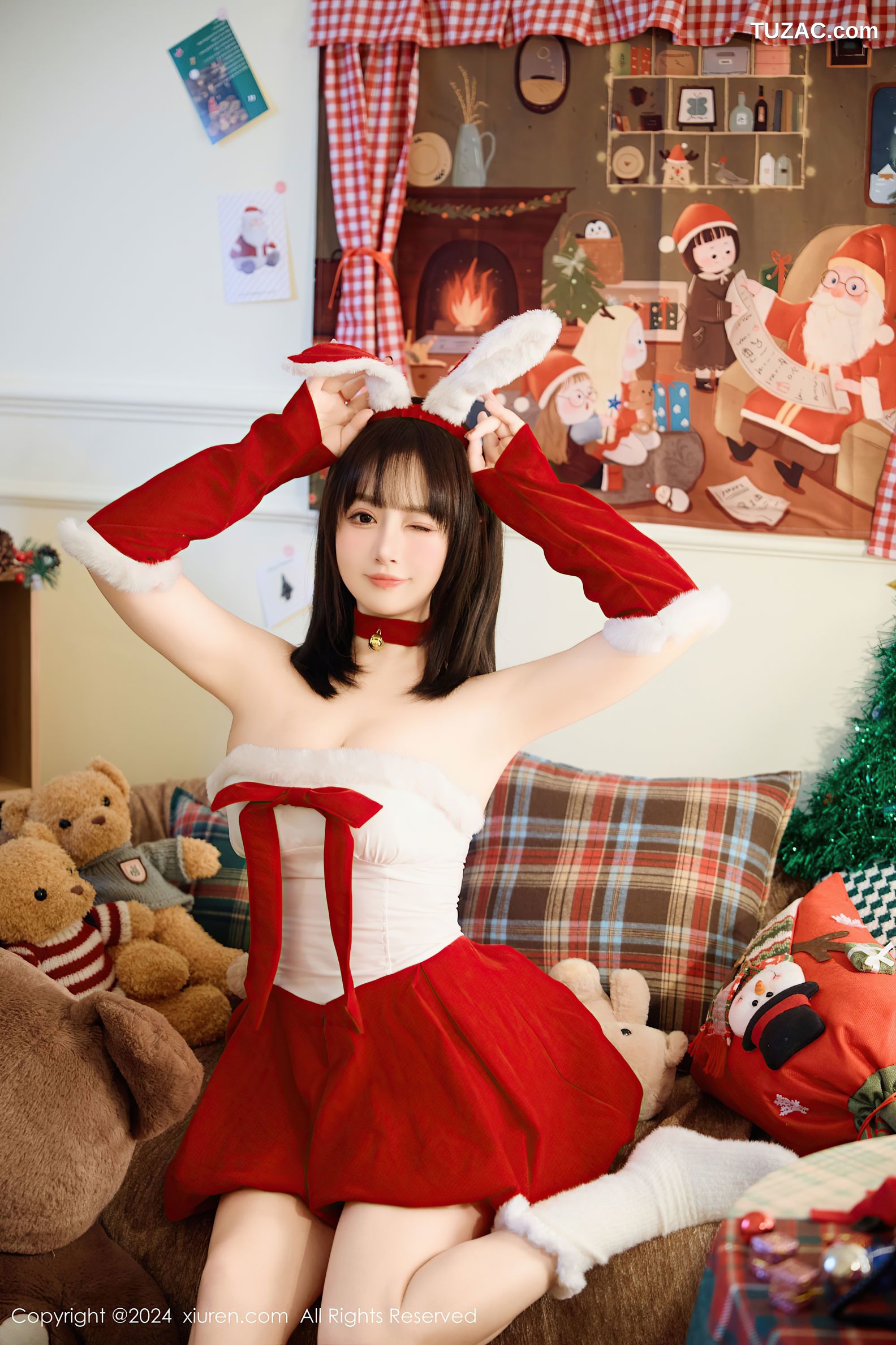 XiuRen秀人网-9656-养乐多Doll-少女兔耳情趣圣诞装-2024.12.25