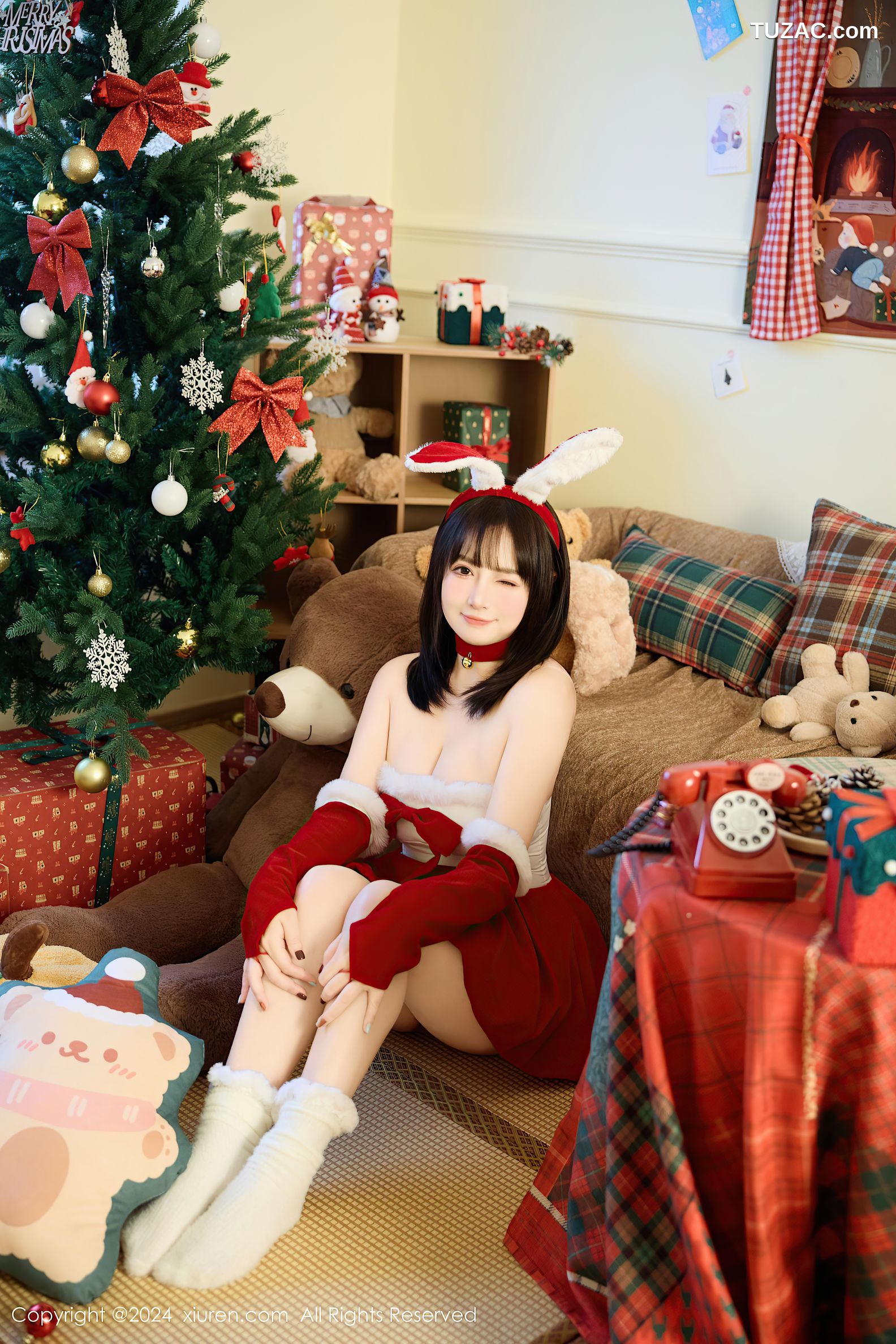 XiuRen秀人网-9656-养乐多Doll-少女兔耳情趣圣诞装-2024.12.25