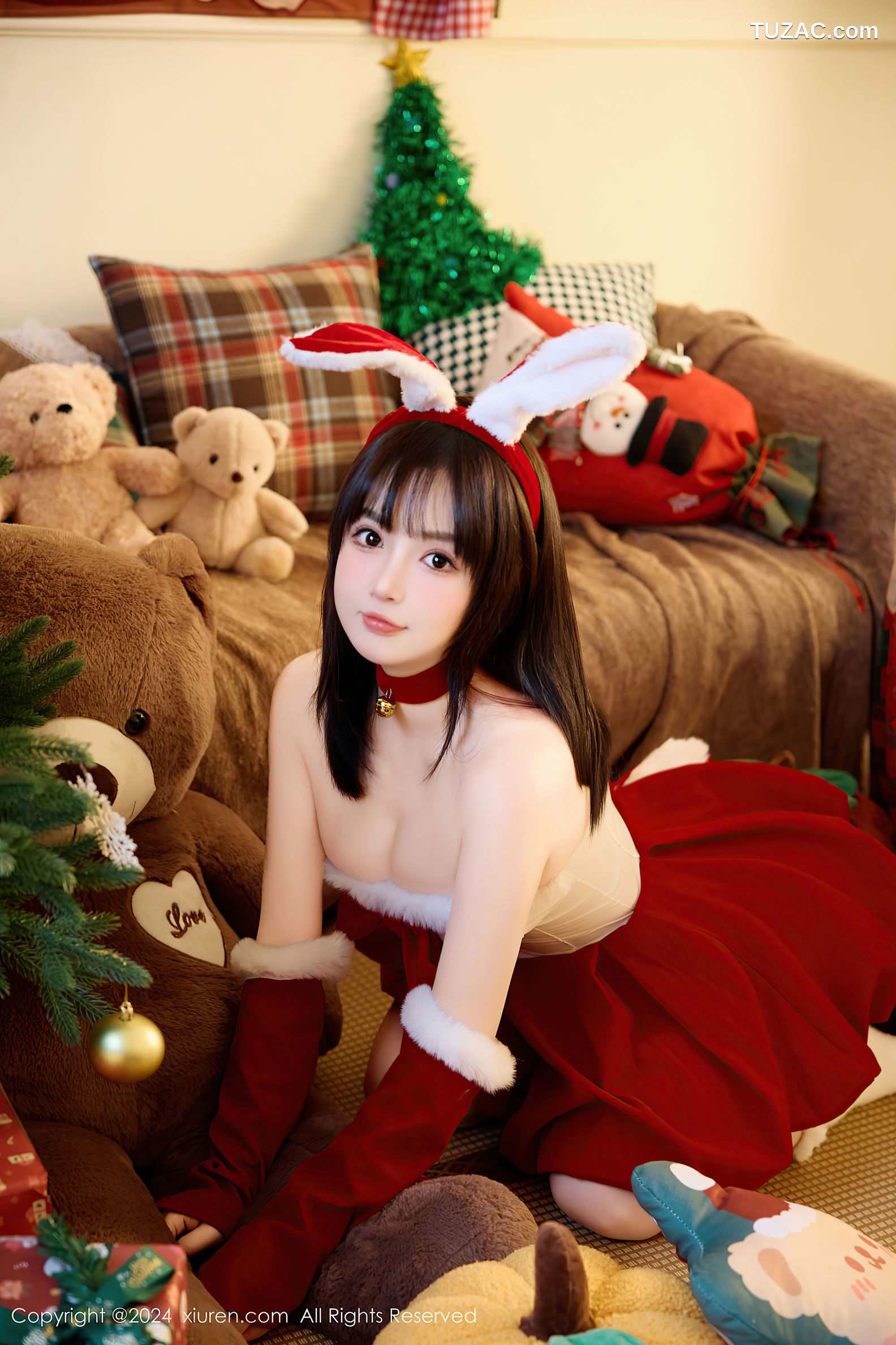 XiuRen秀人网-9656-养乐多Doll-少女兔耳情趣圣诞装-2024.12.25