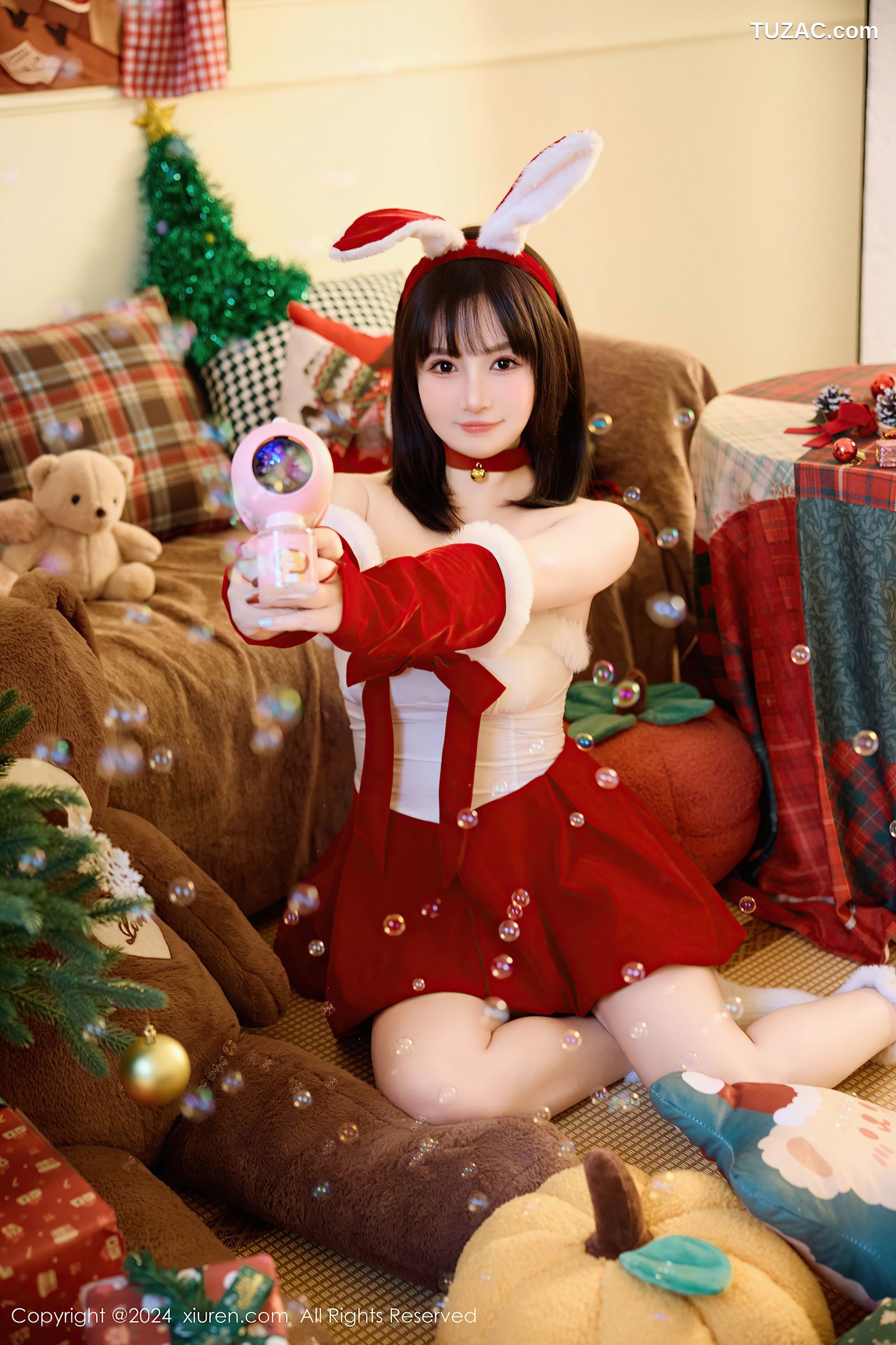 XiuRen秀人网-9656-养乐多Doll-少女兔耳情趣圣诞装-2024.12.25