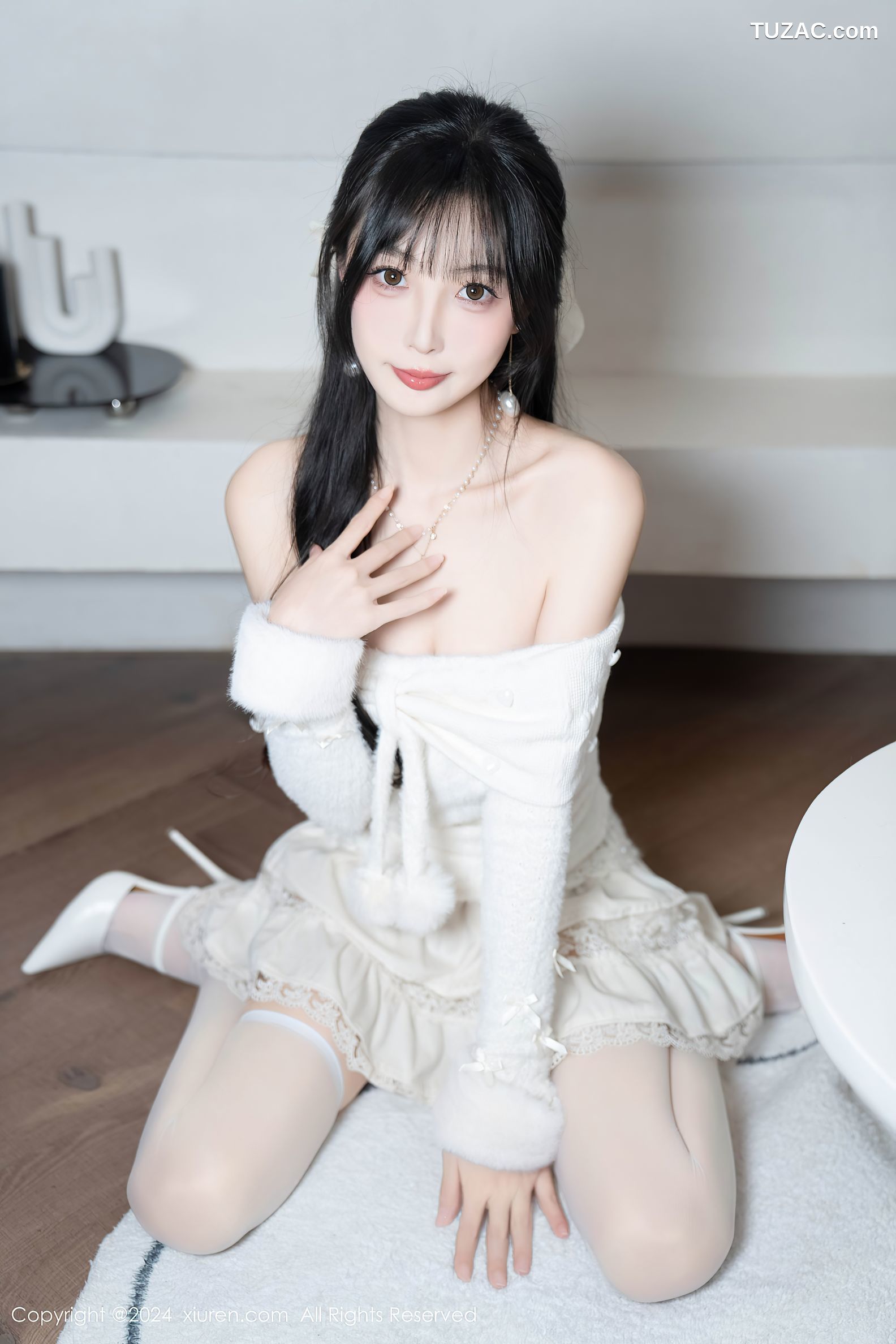 XiuRen秀人网-9658-林星阑-白色连衣短裙-红丝带情趣内衣-2024.12.25