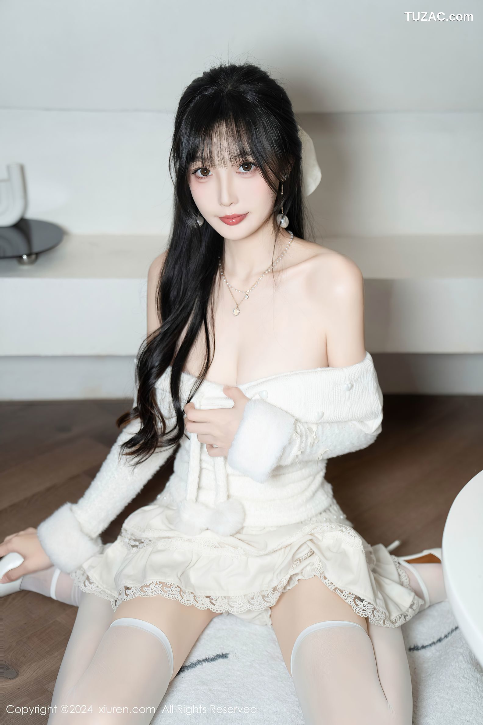 XiuRen秀人网-9658-林星阑-白色连衣短裙-红丝带情趣内衣-2024.12.25