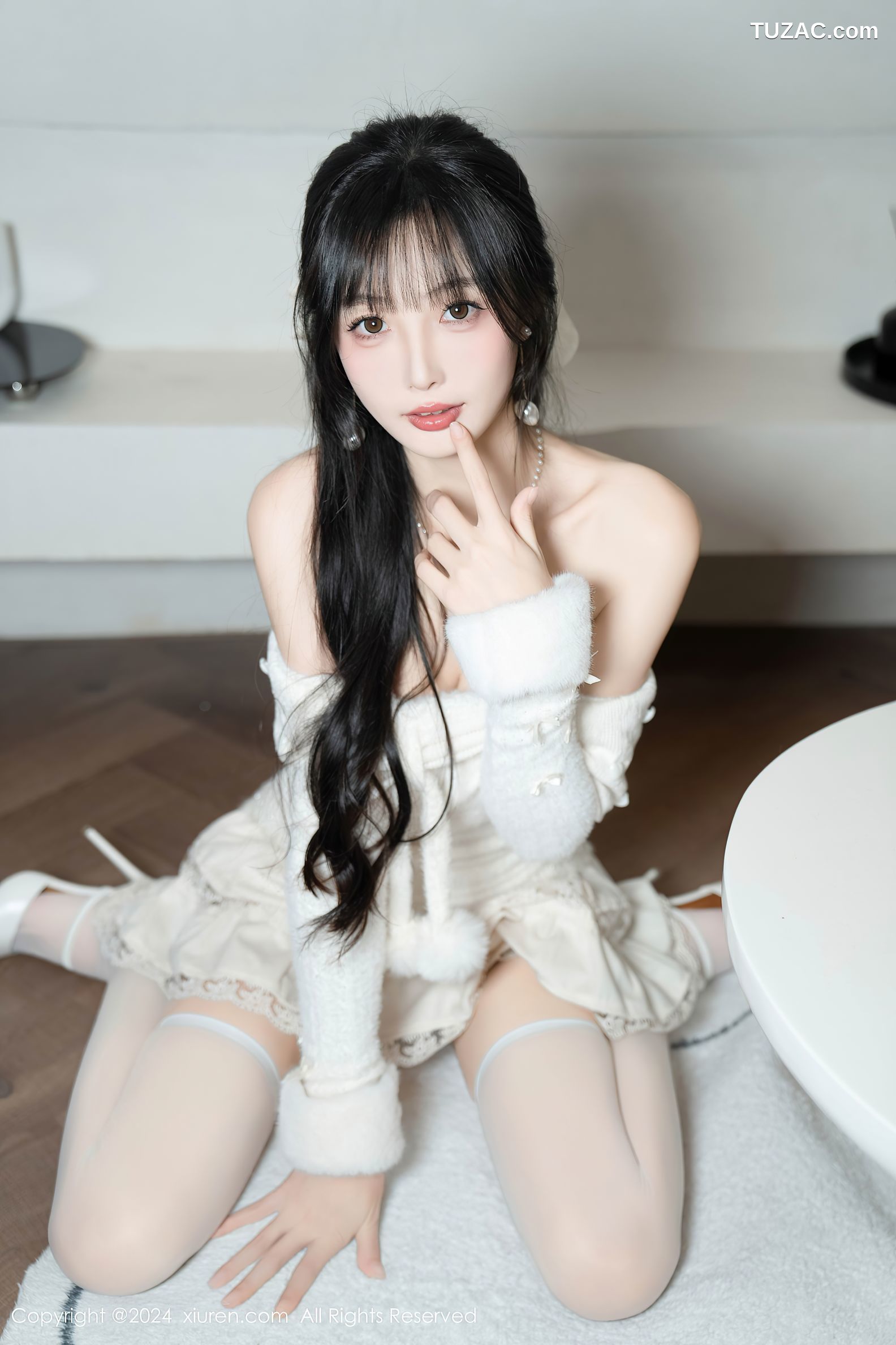 XiuRen秀人网-9658-林星阑-白色连衣短裙-红丝带情趣内衣-2024.12.25