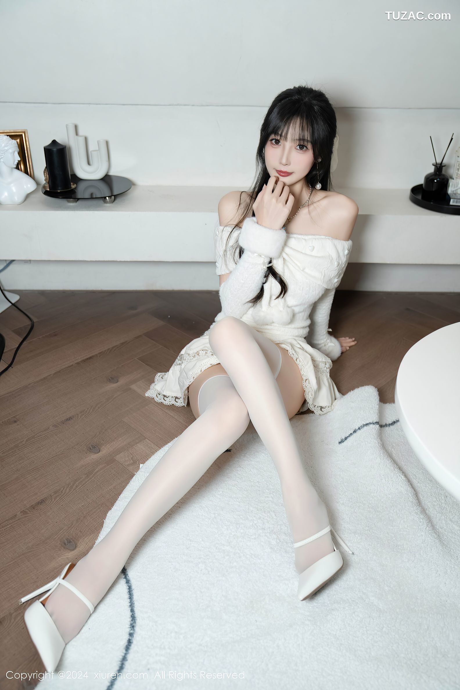 XiuRen秀人网-9658-林星阑-白色连衣短裙-红丝带情趣内衣-2024.12.25