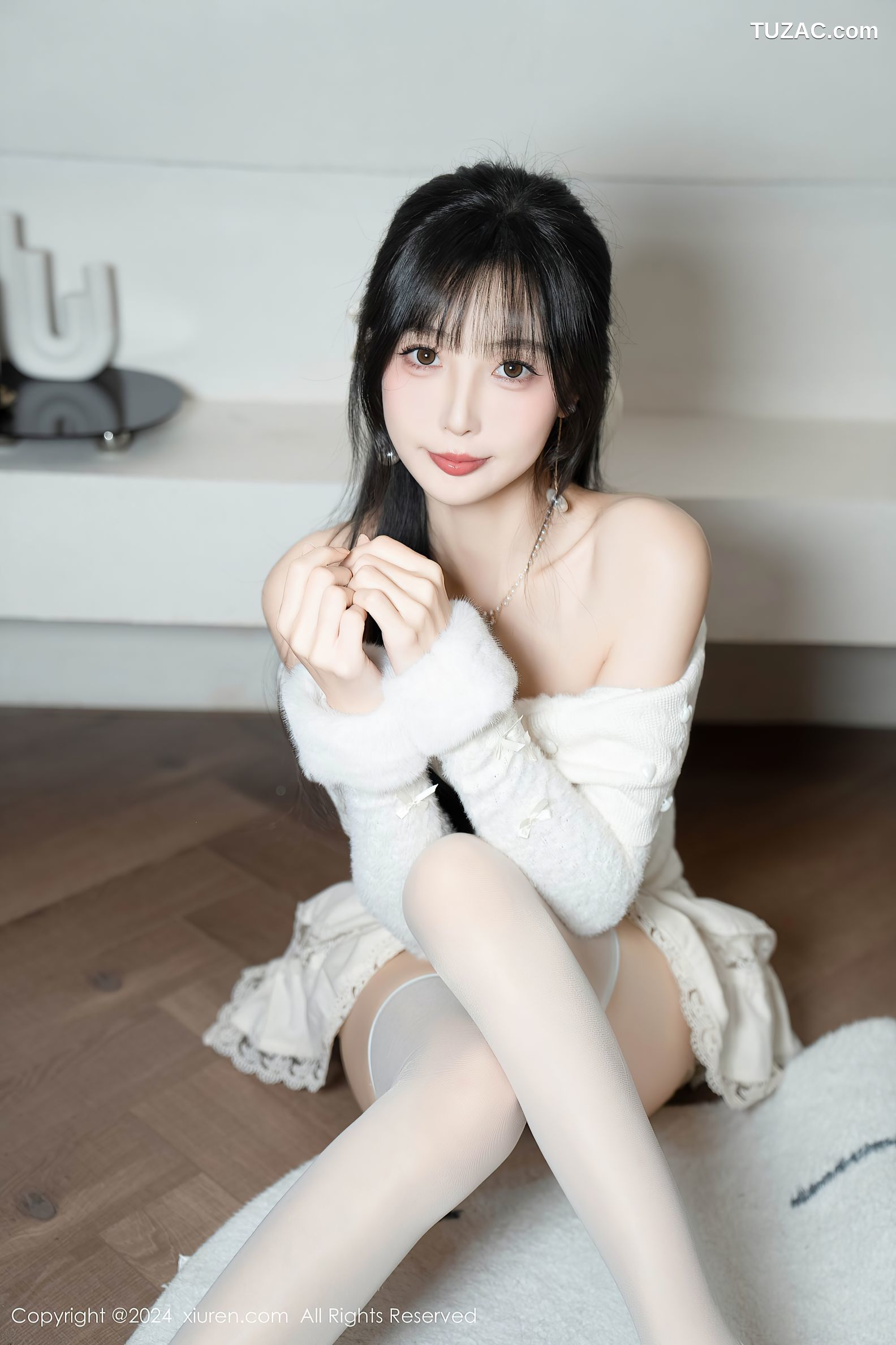 XiuRen秀人网-9658-林星阑-白色连衣短裙-红丝带情趣内衣-2024.12.25