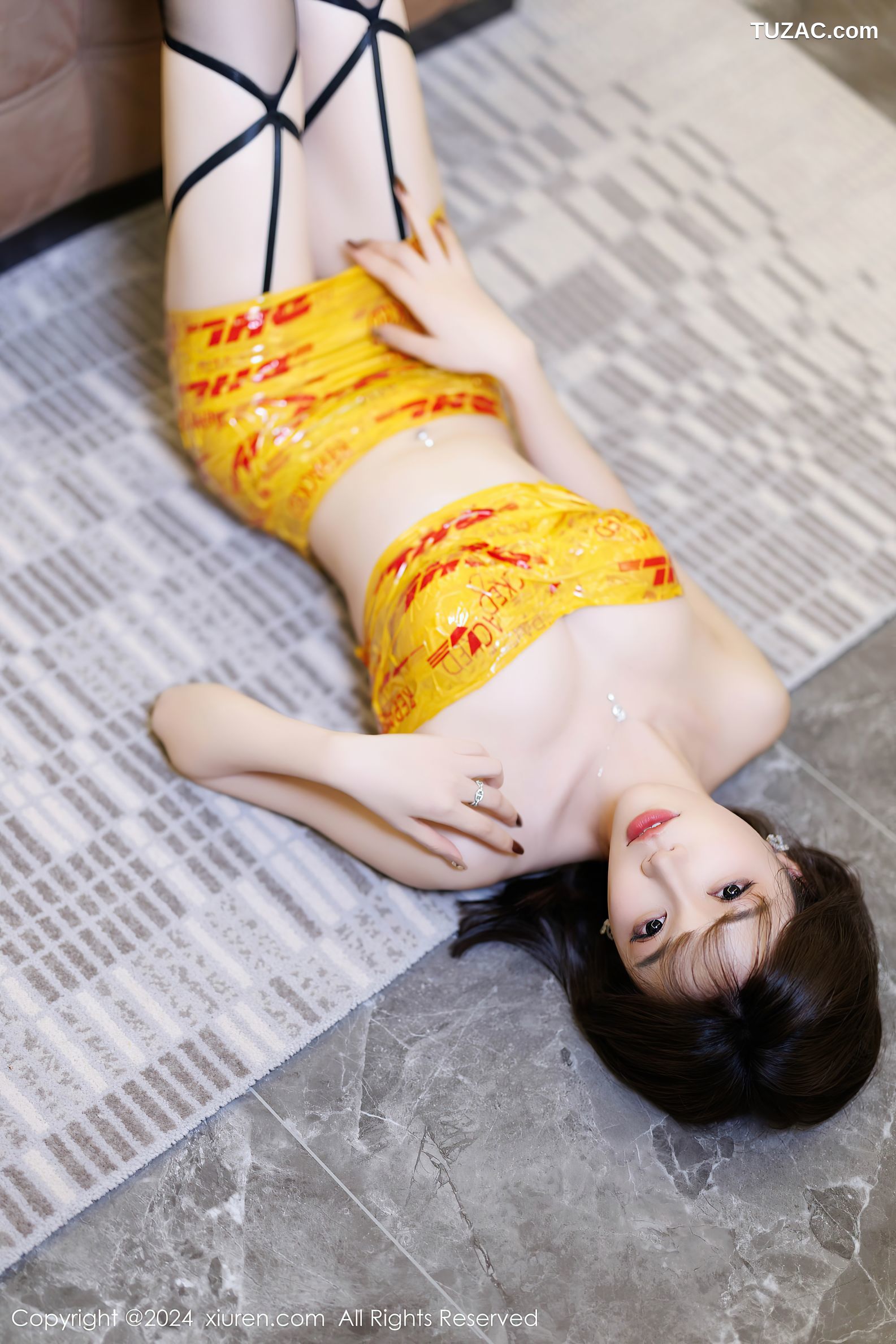 XiuRen秀人网-9664-徐莉芝Booty-胶带内衣-黑内衣黑丝-2024.12.26