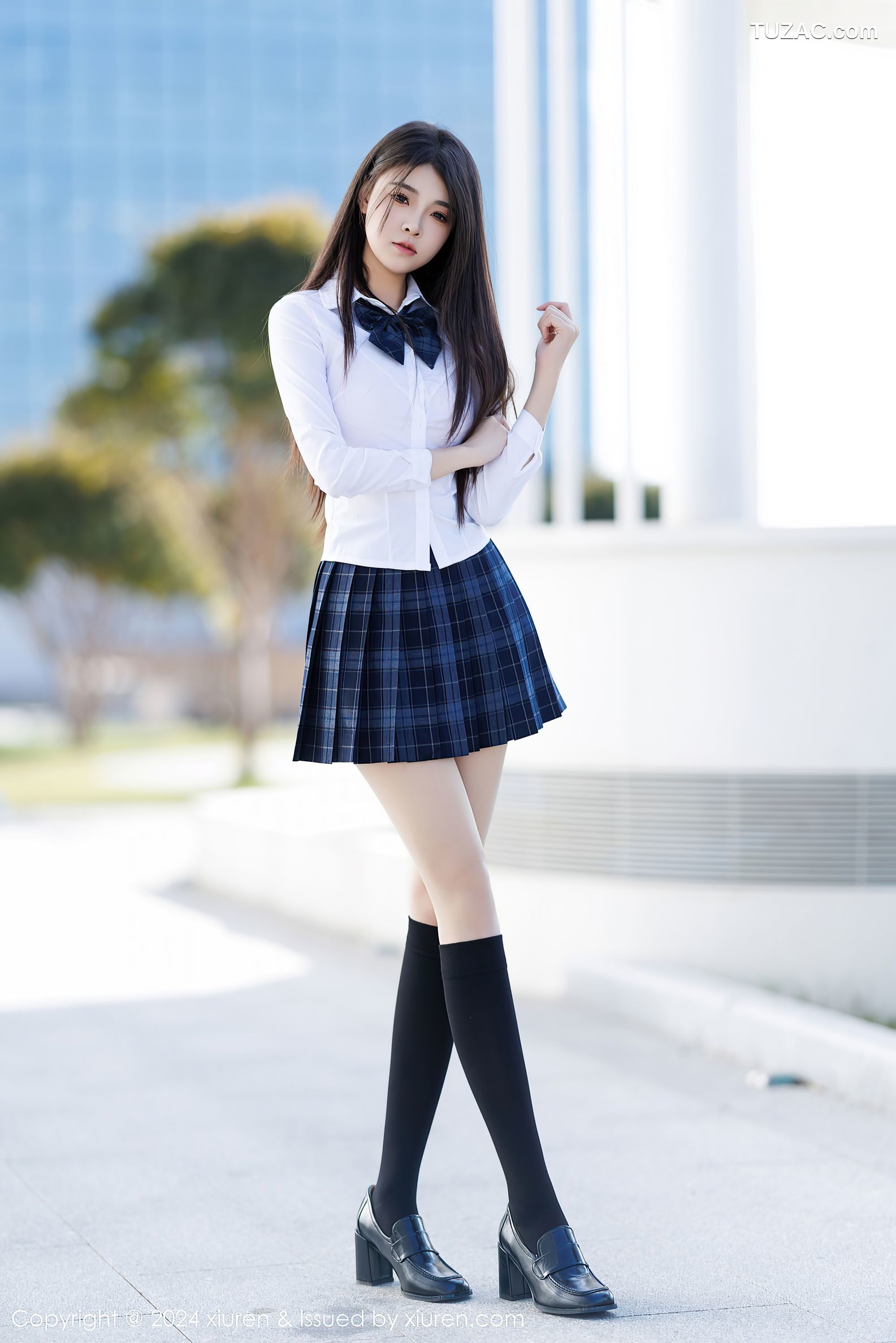 XiuRen秀人网-9682-初梦瑶-校园少女白衬衫格子短裙-2024.12.30