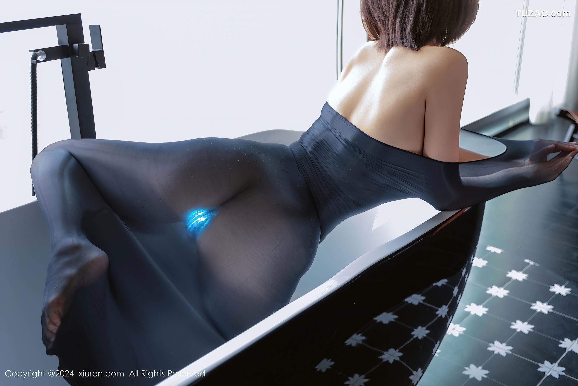 XiuRen秀人网-9684-小橘子orange-透视连体丝袜清纯短发美女彩色肛塞-2024.12.31