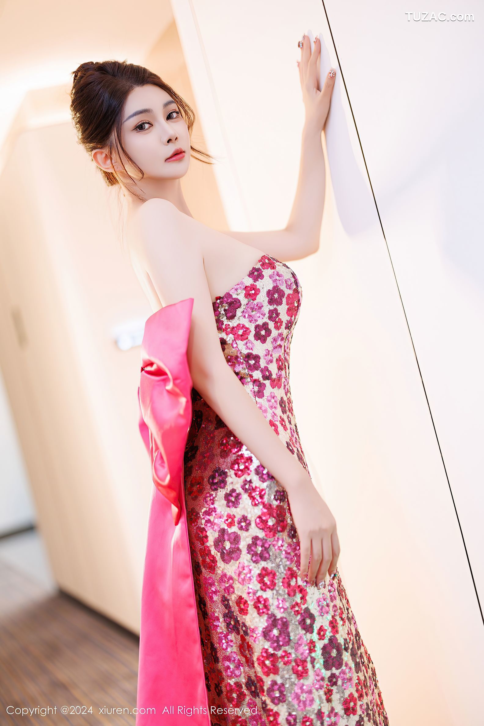 XiuRen秀人网-9688-凯竹Quinn-比基尼-抹胸长裙-灰色吊带短裙-2024.12.31