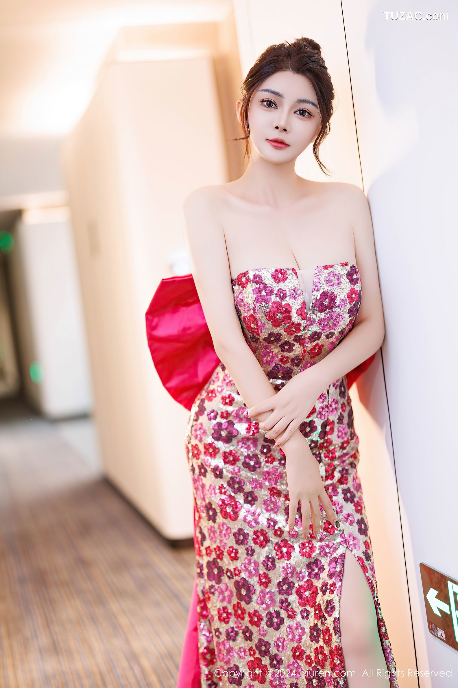 XiuRen秀人网-9688-凯竹Quinn-比基尼-抹胸长裙-灰色吊带短裙-2024.12.31