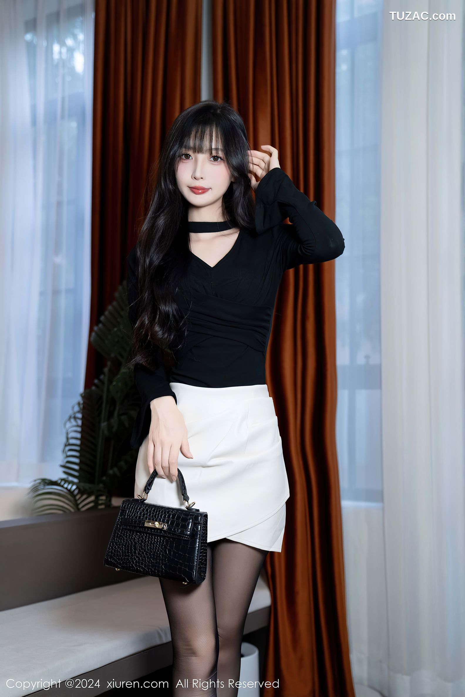 XiuRen秀人网-9691-林星阑-黑T白短裙暗绿色内衣黑丝-2024.12.31