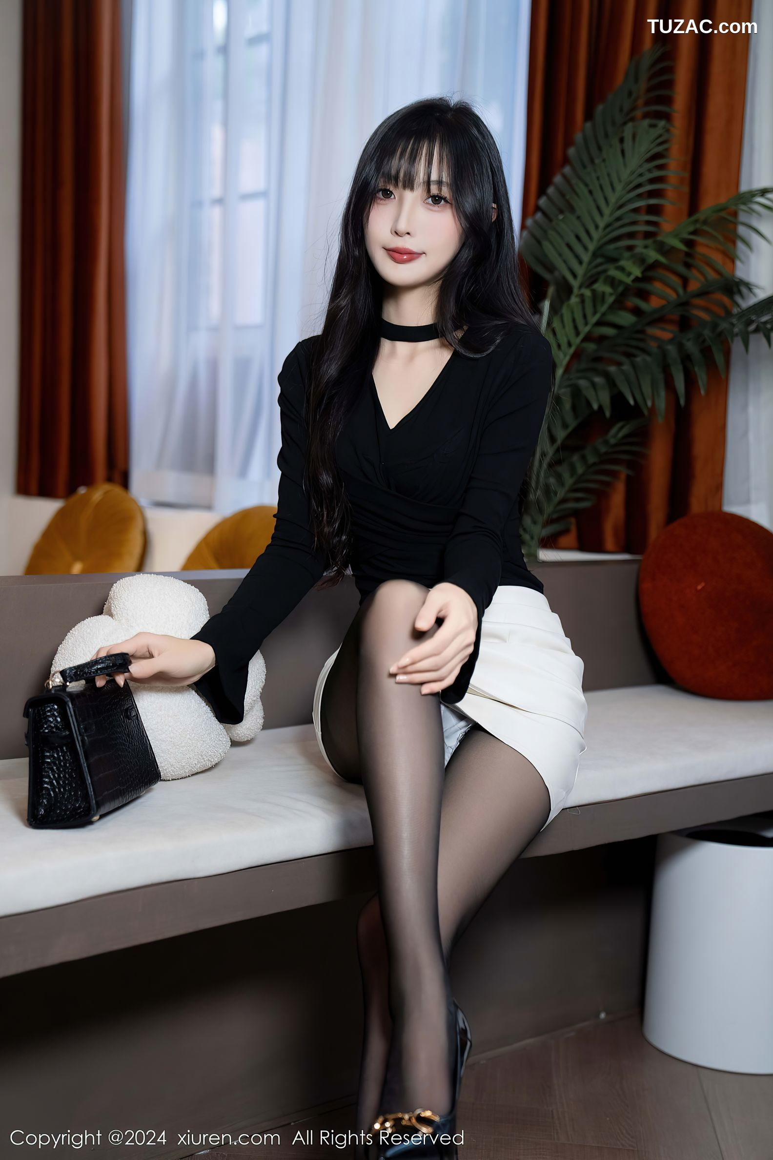 XiuRen秀人网-9691-林星阑-黑T白短裙暗绿色内衣黑丝-2024.12.31