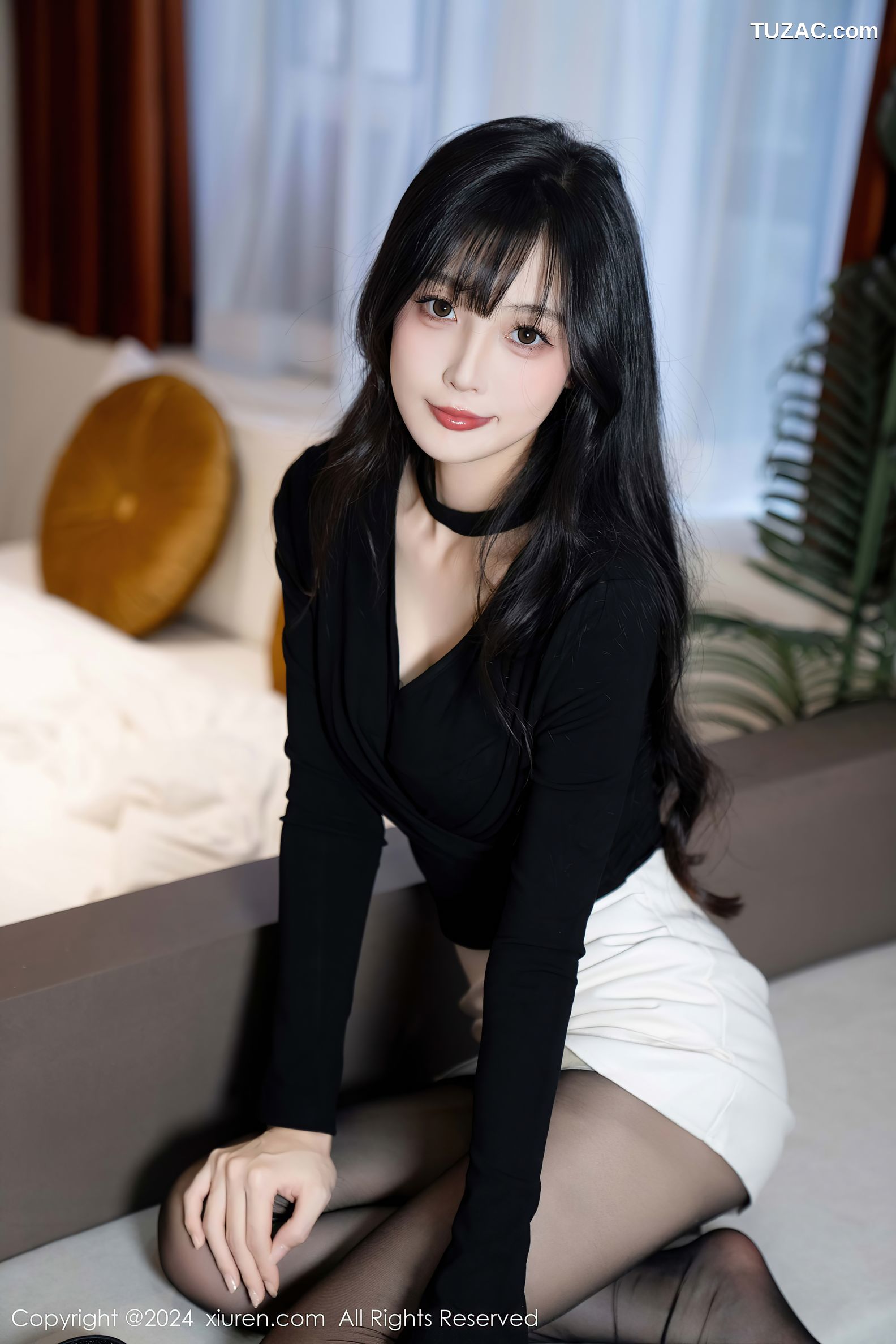 XiuRen秀人网-9691-林星阑-黑T白短裙暗绿色内衣黑丝-2024.12.31