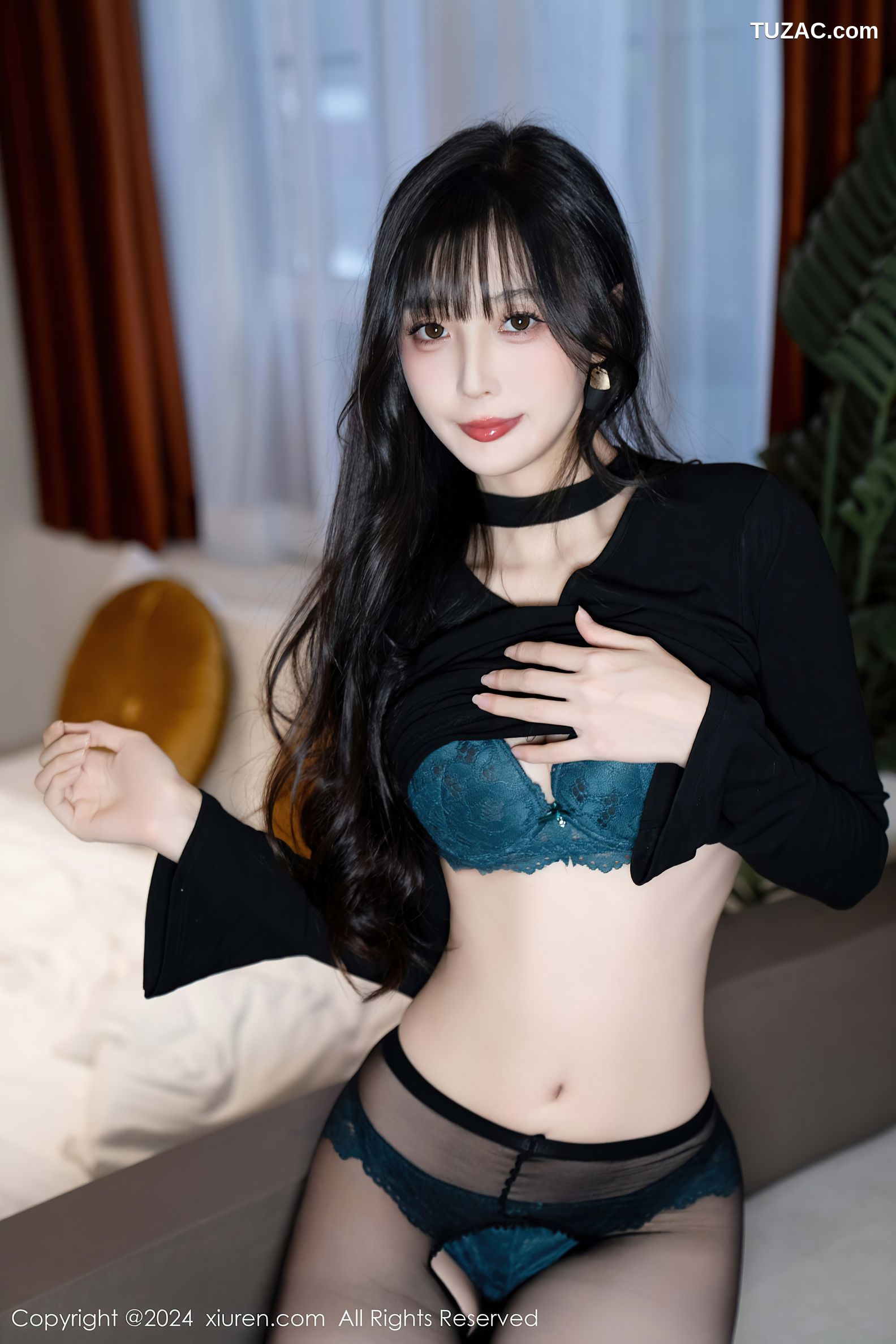 XiuRen秀人网-9691-林星阑-黑T白短裙暗绿色内衣黑丝-2024.12.31