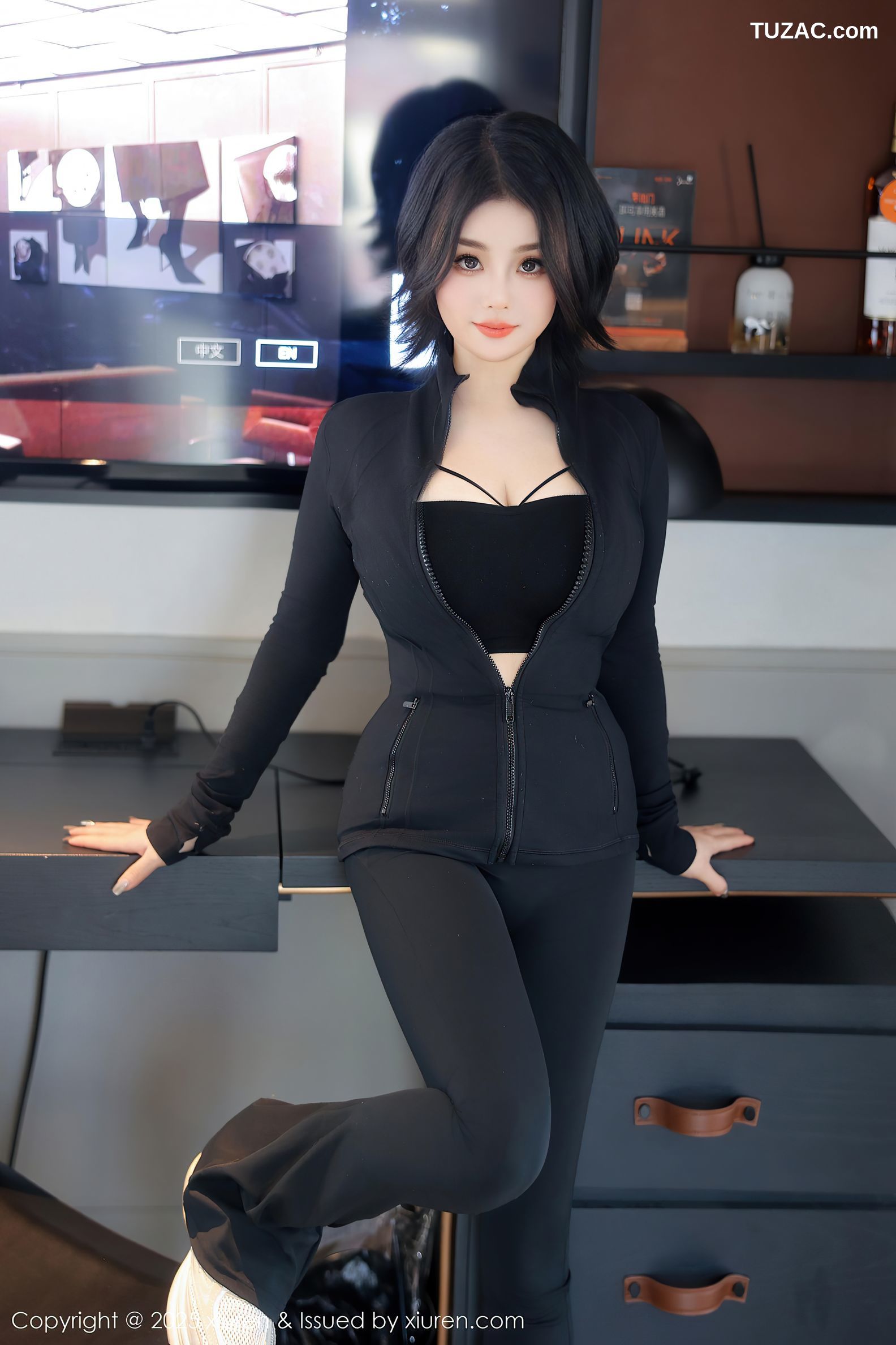 XiuRen秀人网-9694-M0nica-运动健身美女黑色紧身衣-2025.01.02