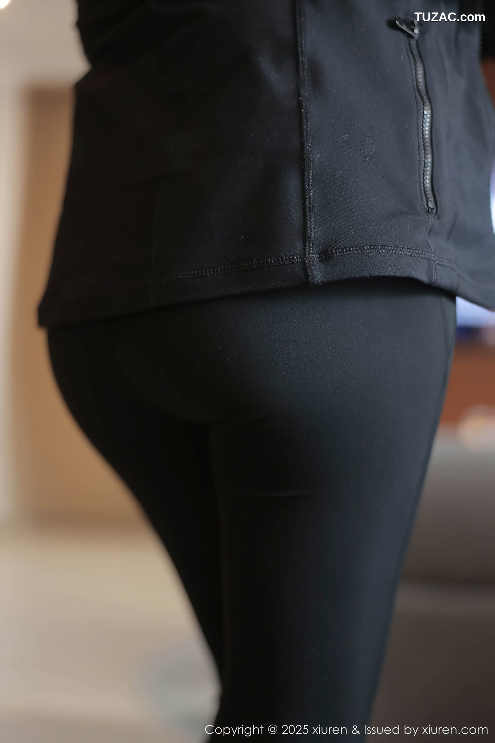 XiuRen秀人网-9694-M0nica-运动健身美女黑色紧身衣-2025.01.02