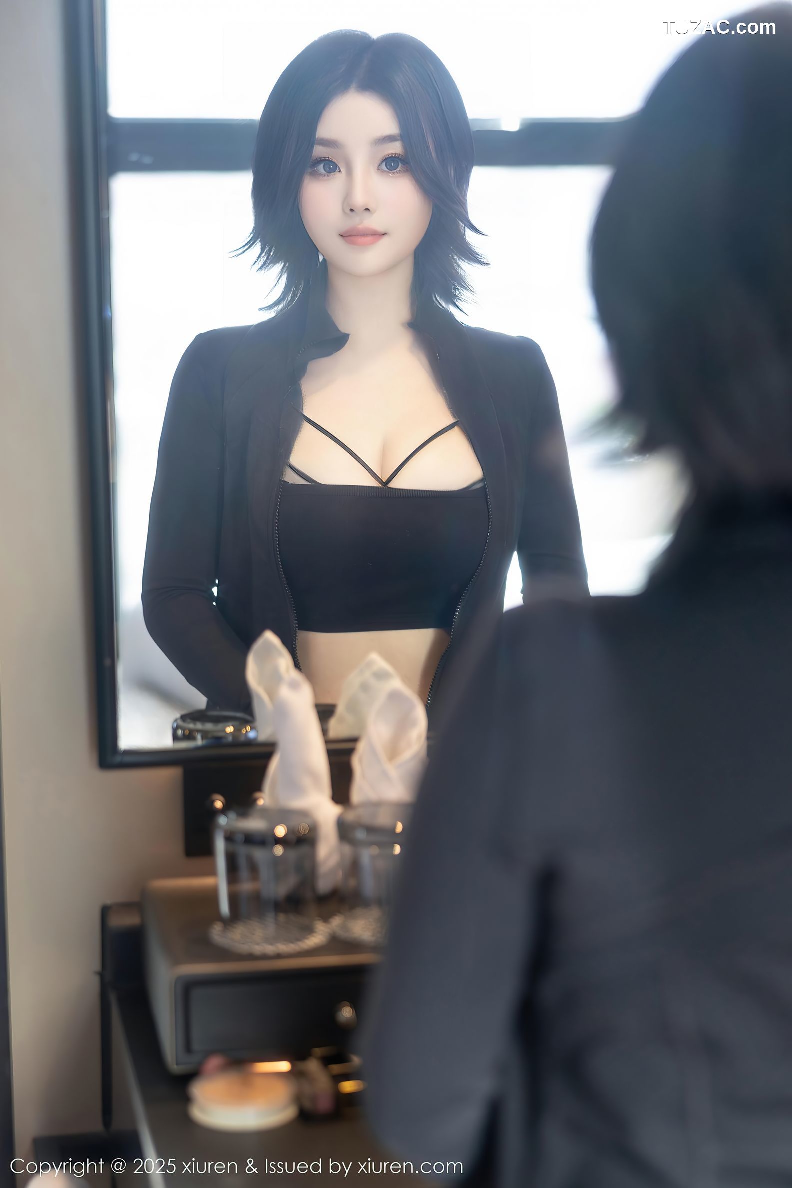 XiuRen秀人网-9694-M0nica-运动健身美女黑色紧身衣-2025.01.02