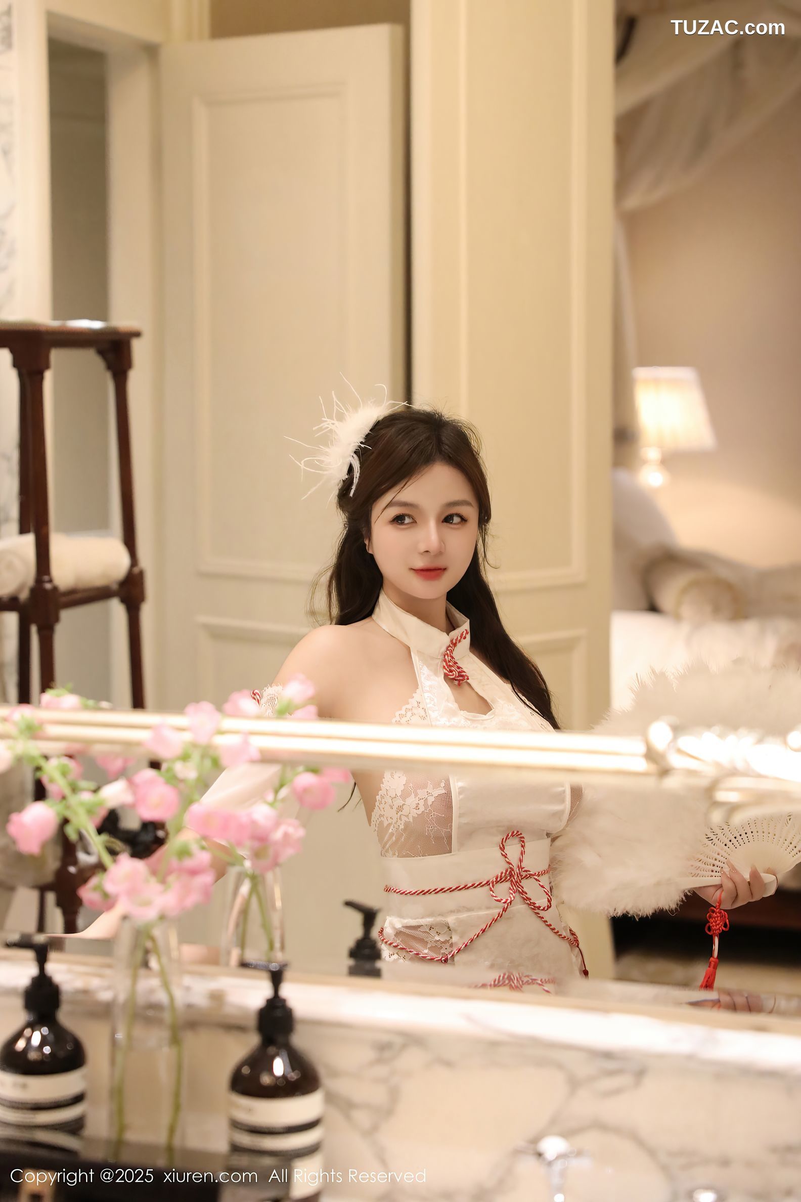 XiuRen秀人网-9698-沈思怡-萝莉情趣古风短旗袍翘臀丁字裤爆乳-2025.01.02