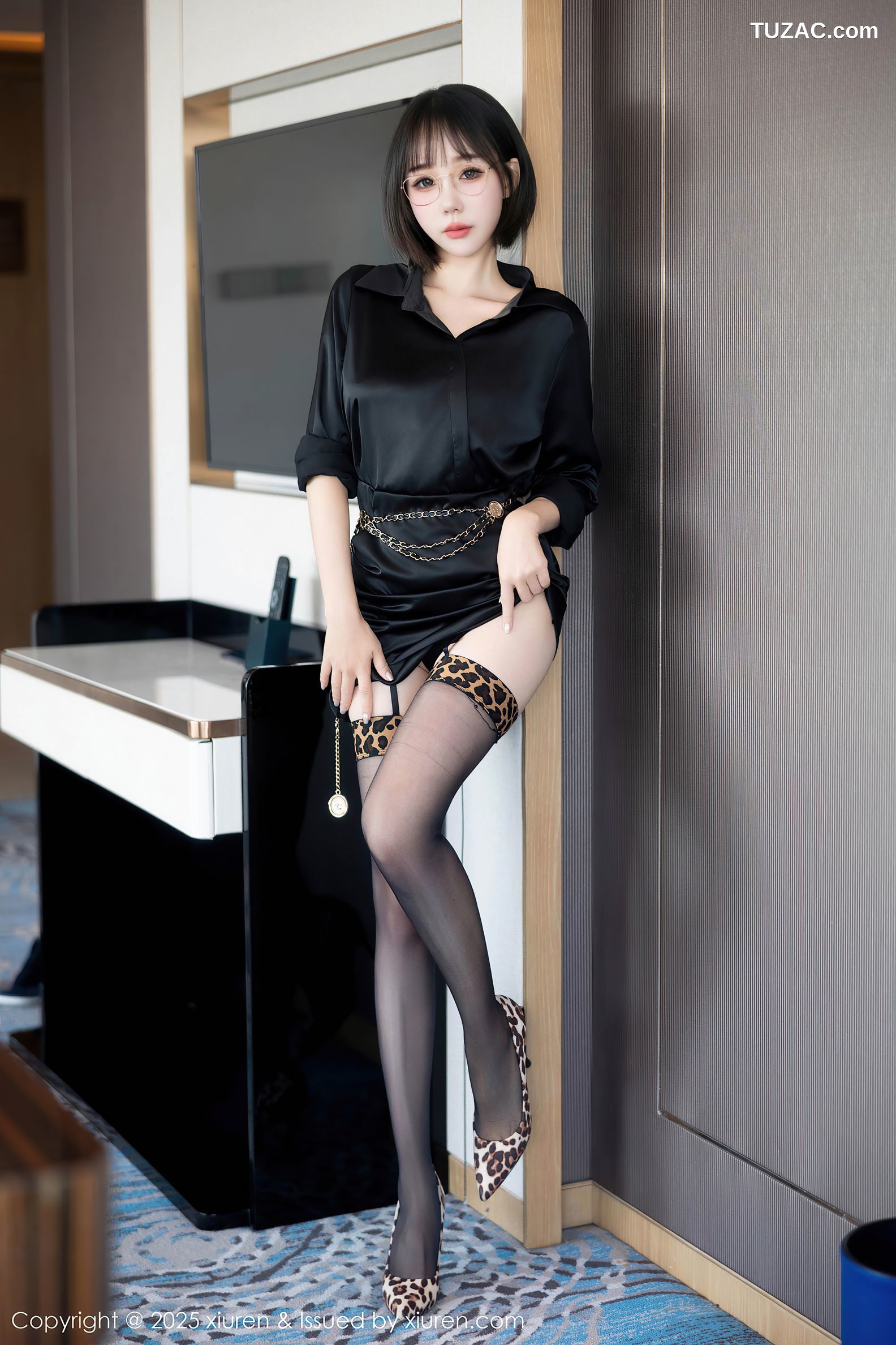 XiuRen秀人网-9701-波巧酱-豹纹内衣丁字裤-2025.01.03