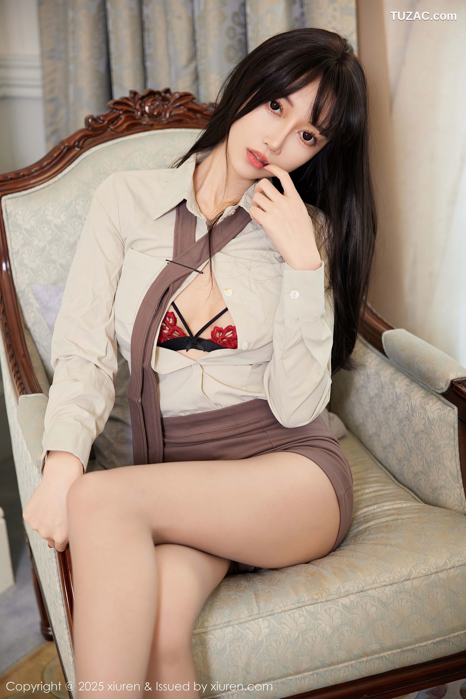 XiuRen秀人网-9702-玥儿玥er-短裙ol制服-2025.01.03