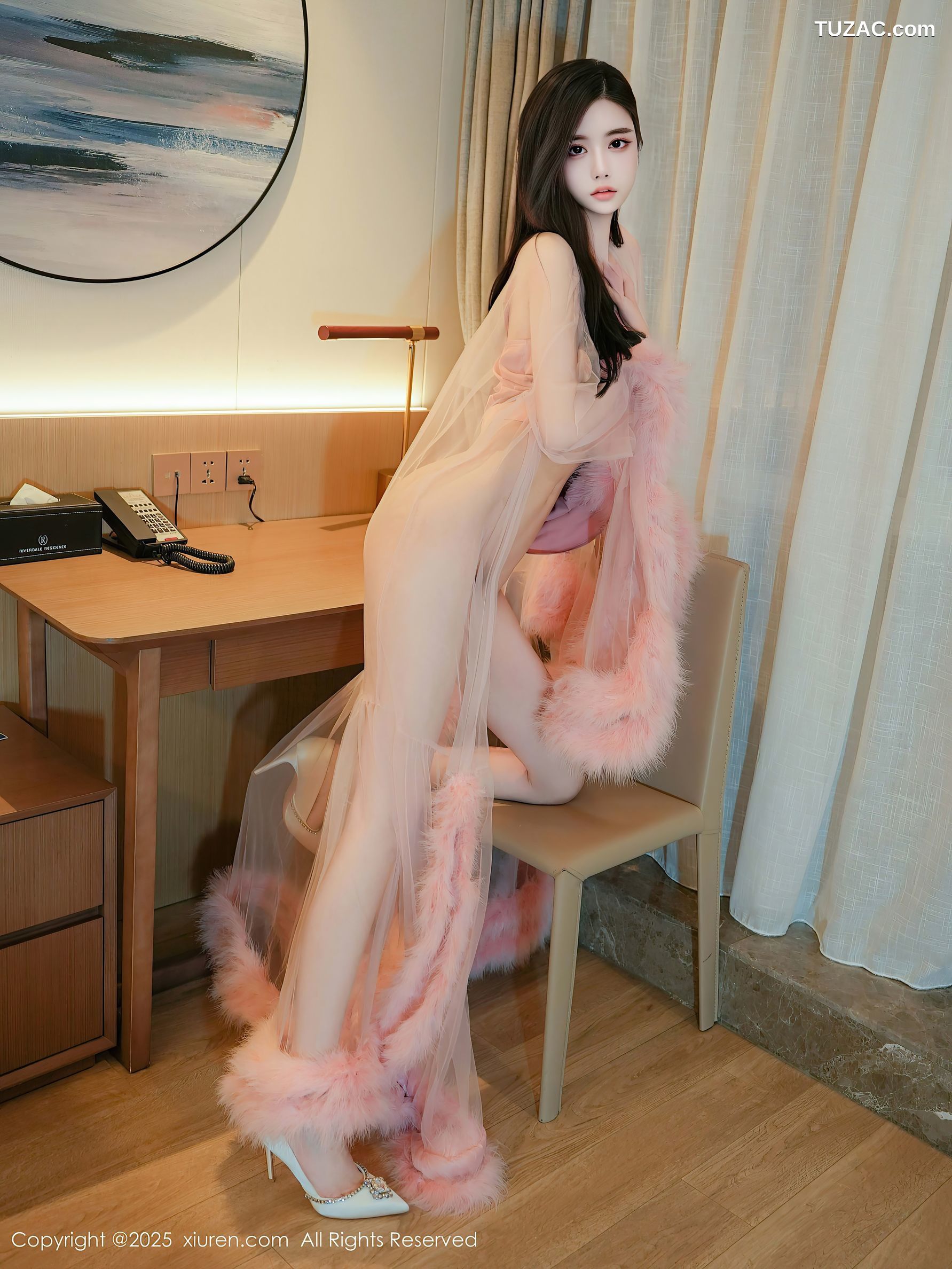 XiuRen秀人网-9705-Erikaki-粉色纱裙长腿美女-2025.01.03