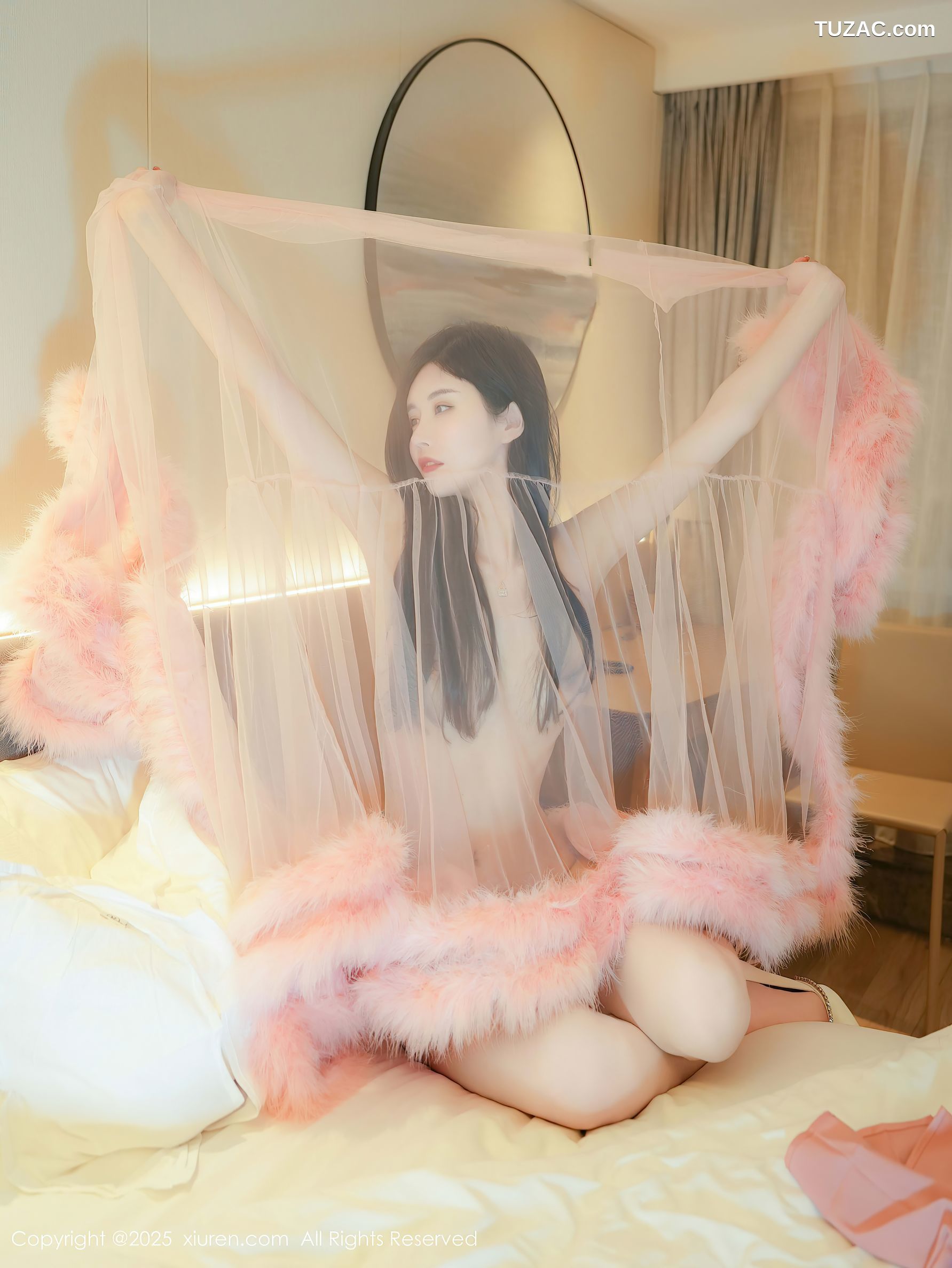 XiuRen秀人网-9705-Erikaki-粉色纱裙长腿美女-2025.01.03