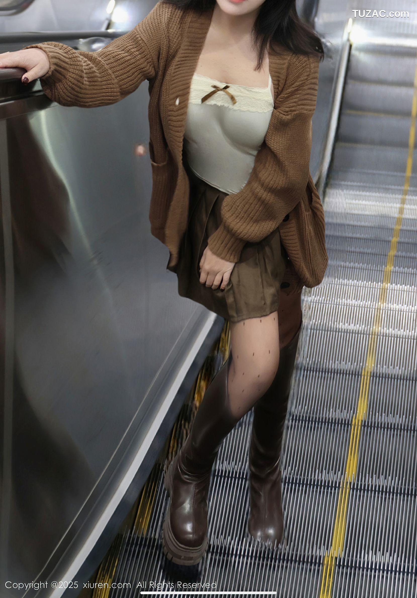 XiuRen秀人网-9708-小薯条nienie-萝莉白色蕾丝兔女郎-2025.01.03