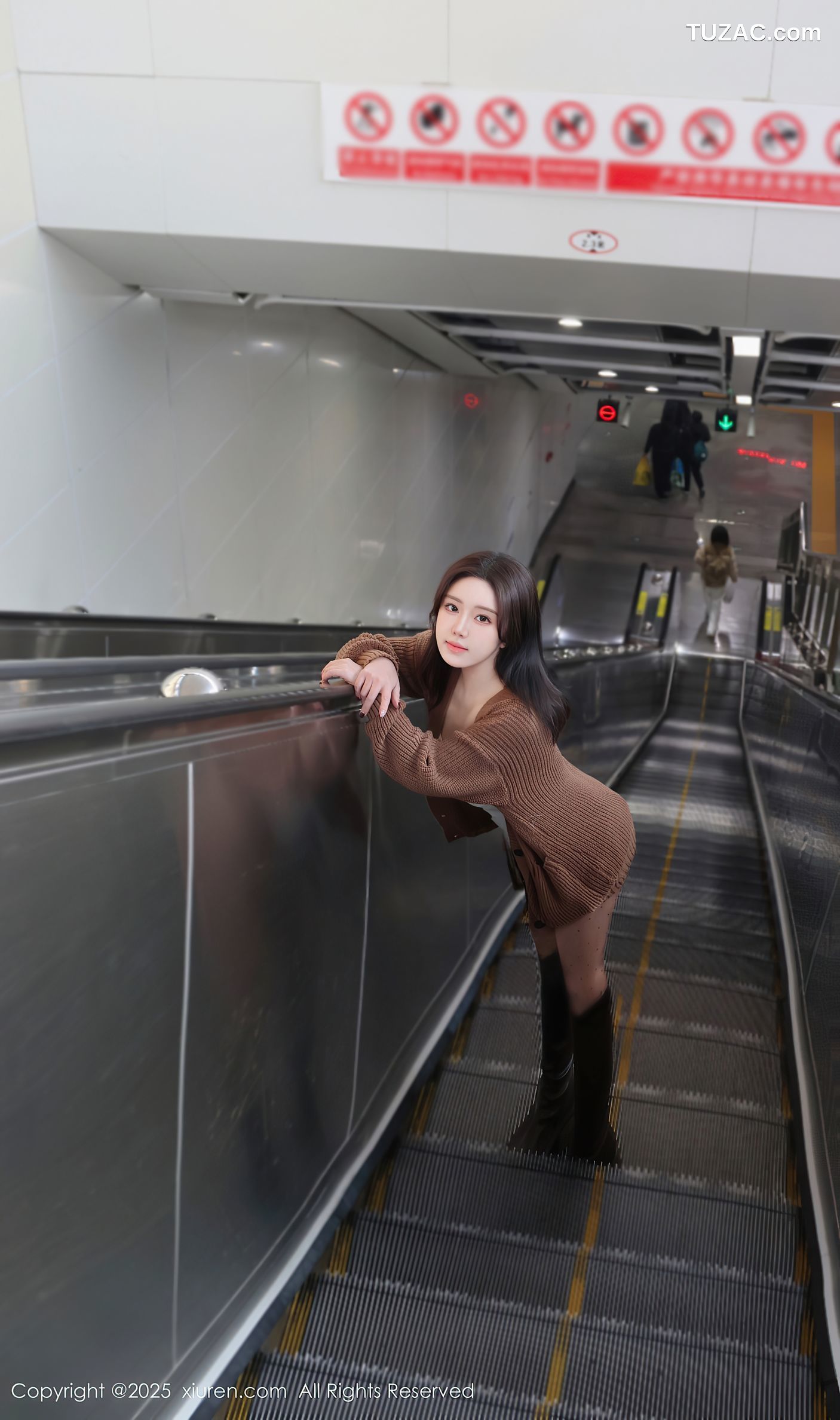 XiuRen秀人网-9708-小薯条nienie-萝莉白色蕾丝兔女郎-2025.01.03