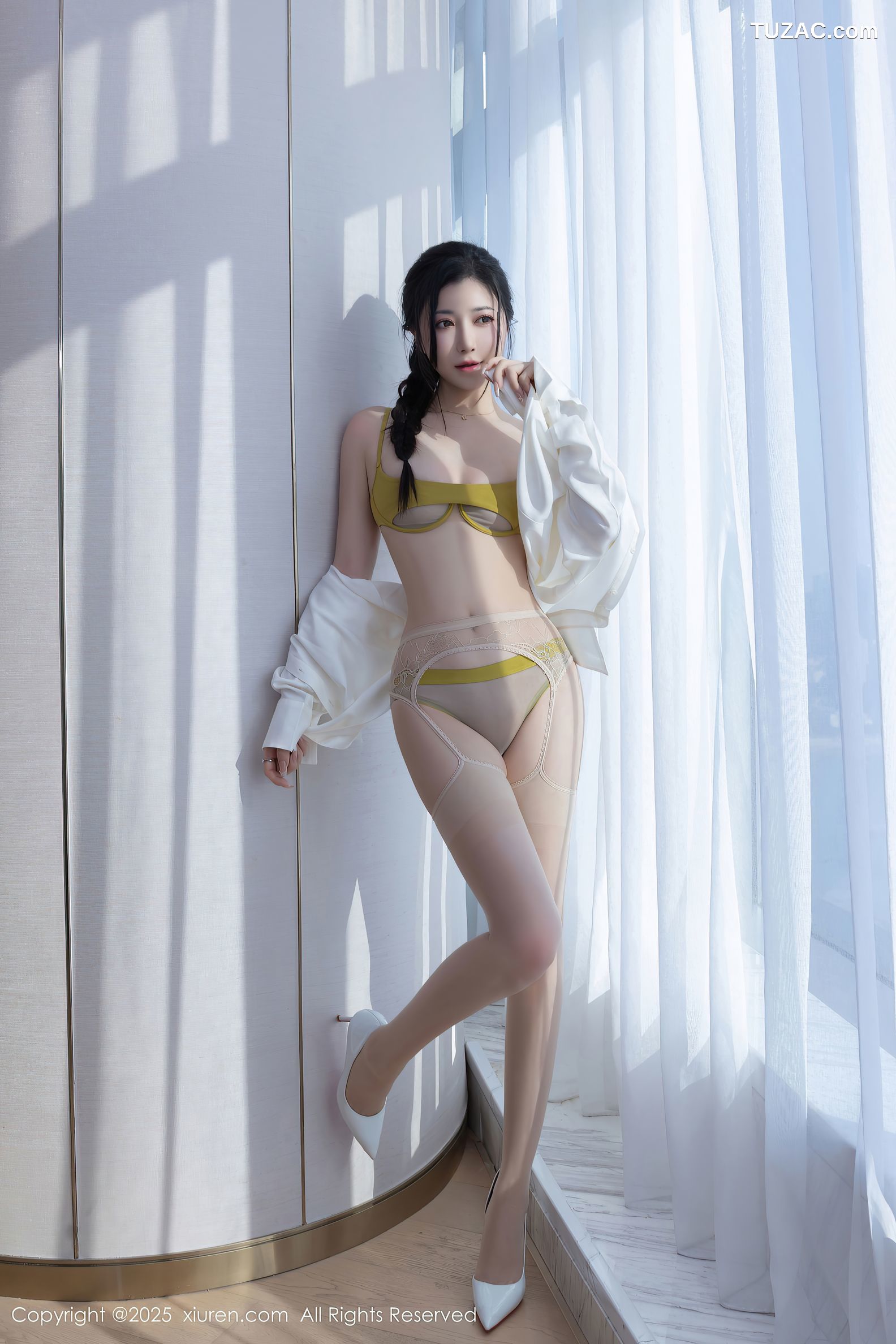 XiuRen秀人网-9709-鱼子酱Fish-白衬衫杏黄内衣-2025.01.03